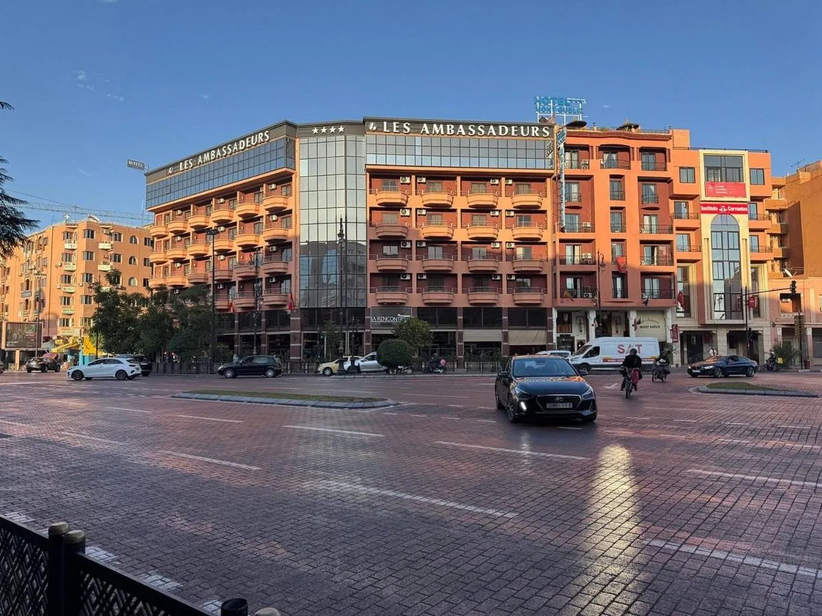 Appart Hotel Les Ambassadeurs