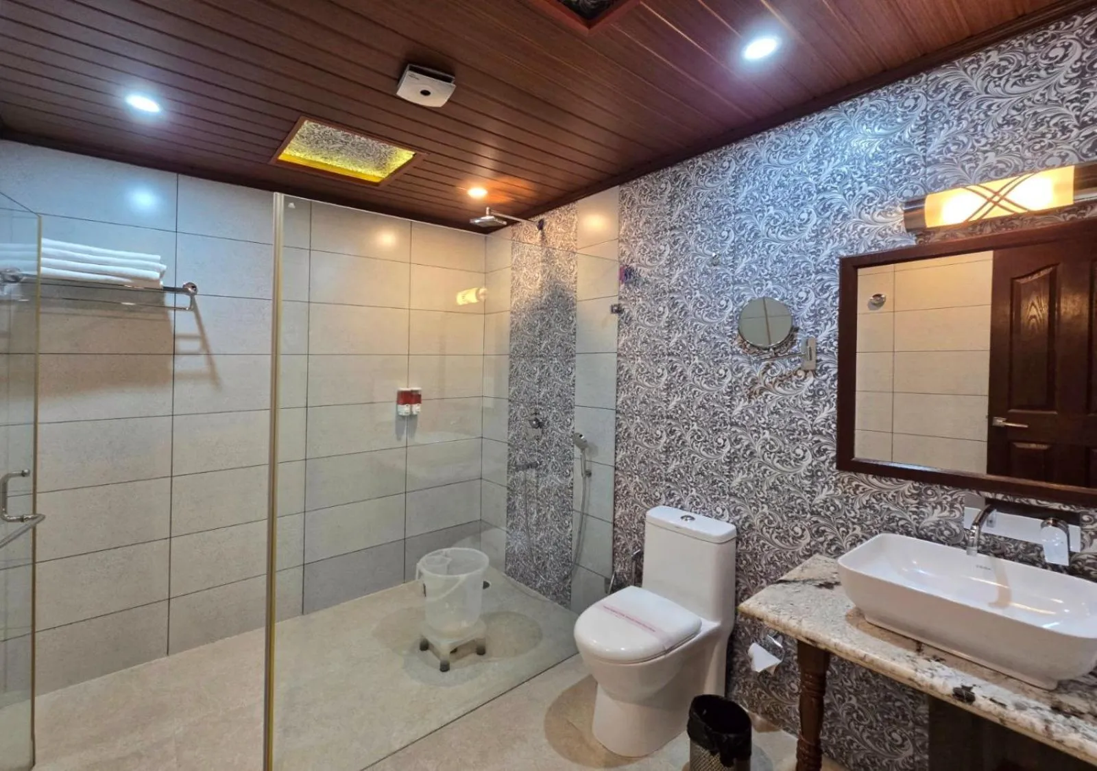 KAMNA HILL RESORT a Boutique cottages