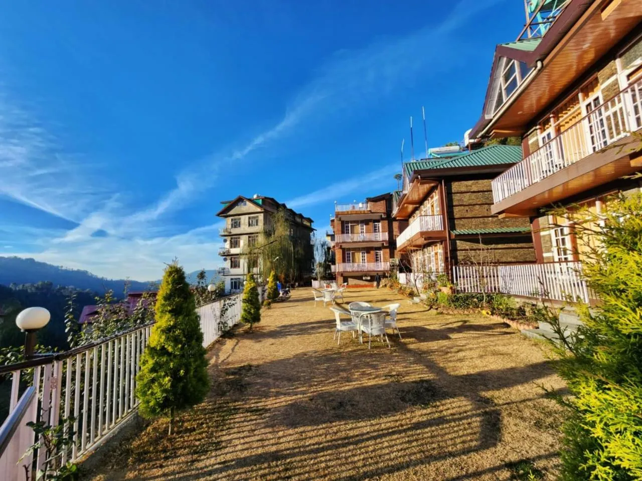 KAMNA HILL RESORT a Boutique cottages