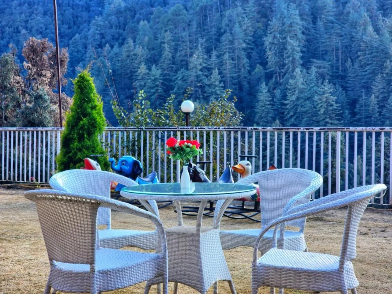 KAMNA HILL RESORT a Boutique cottages