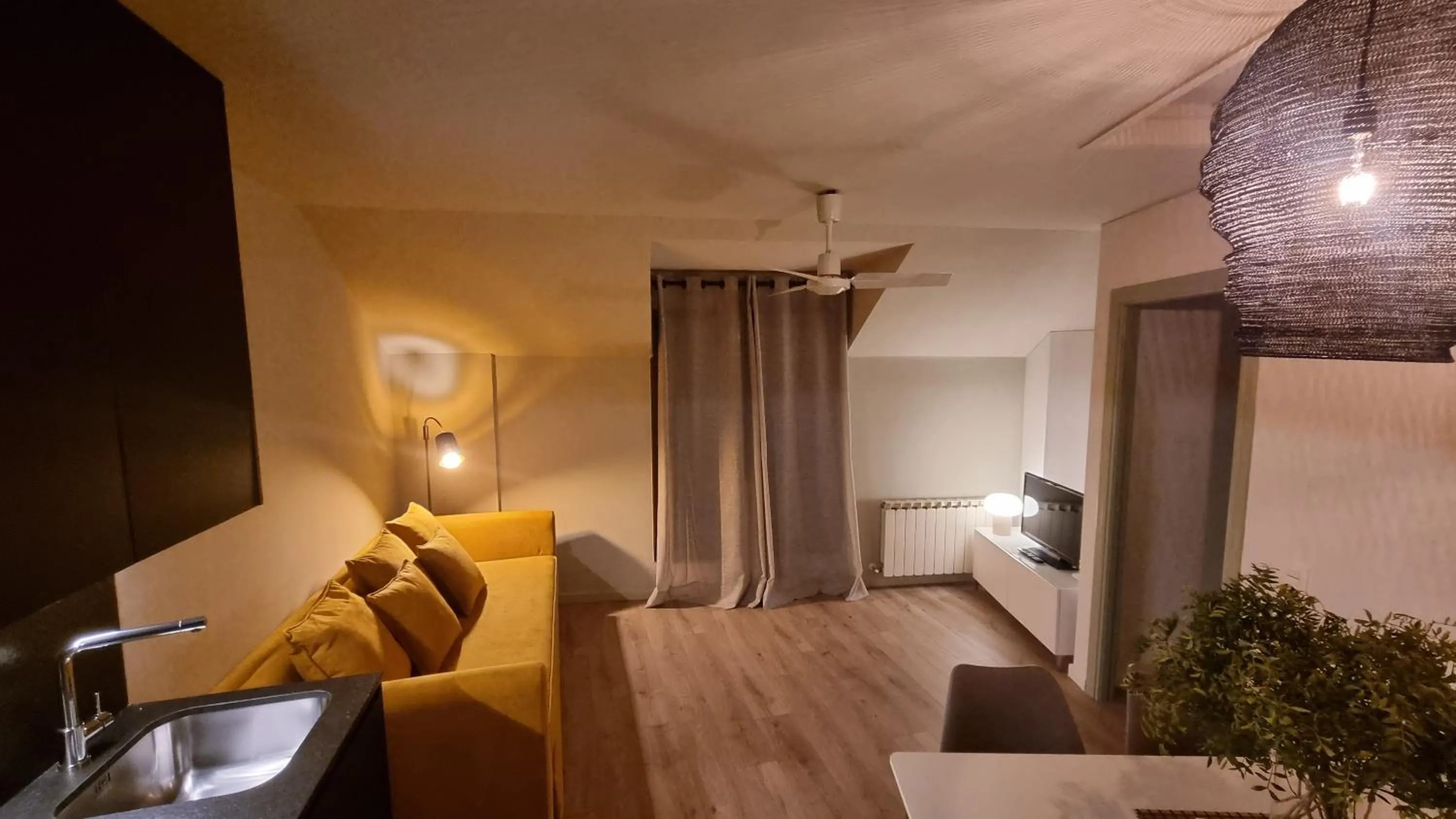 Communal lounge/ TV room, Bed in Apartamentos LCR Boutique, LCR Suites y LCR Los Valles