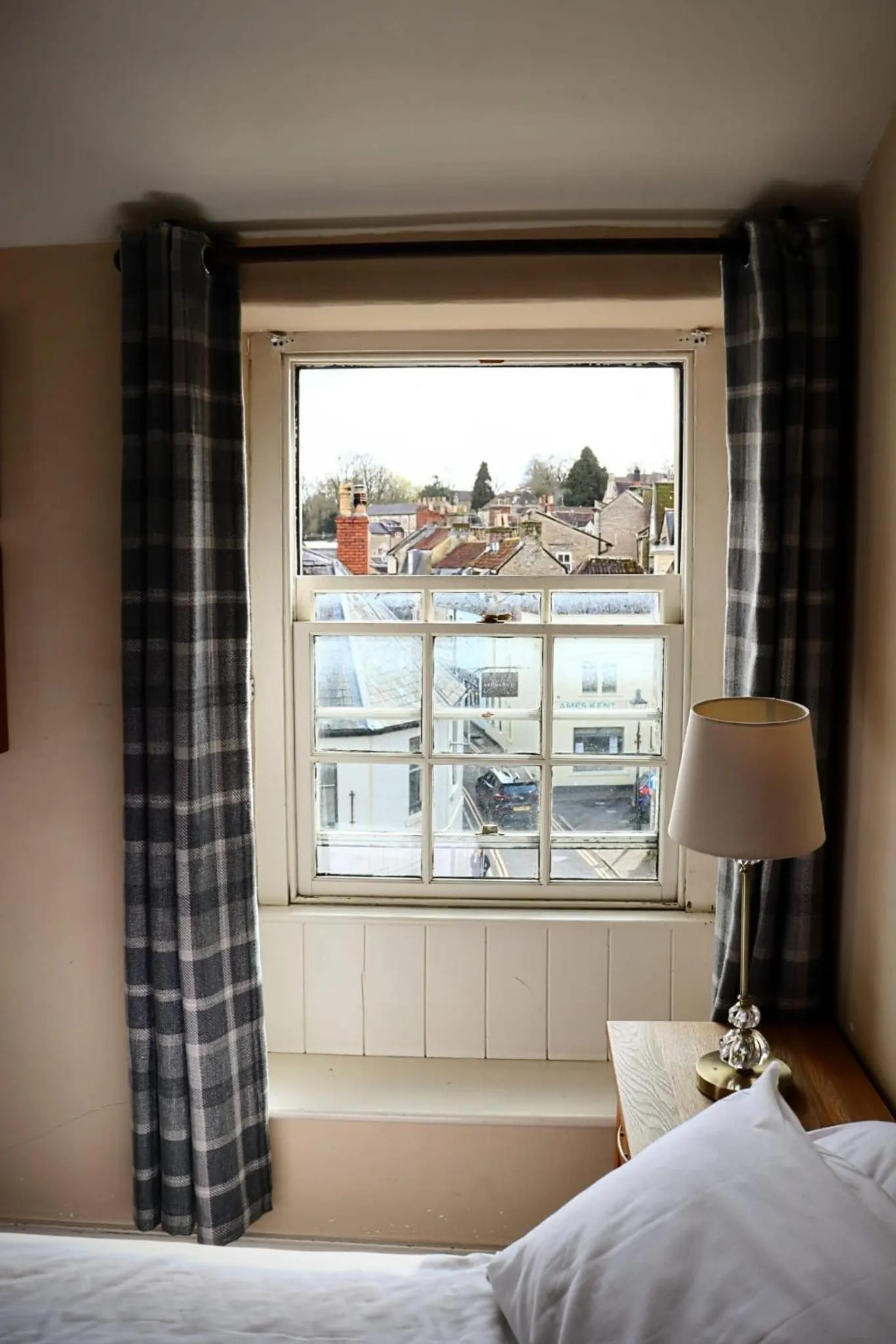 Street view, Bed in George Hotel & Granary