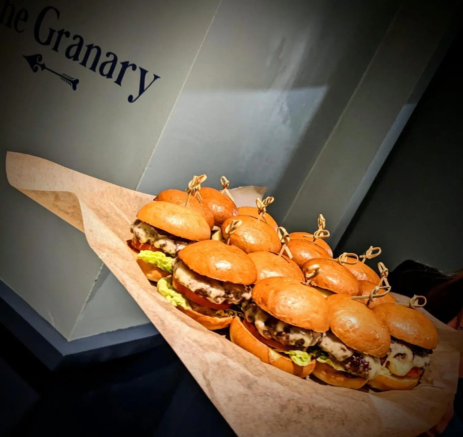 George Hotel & Granary