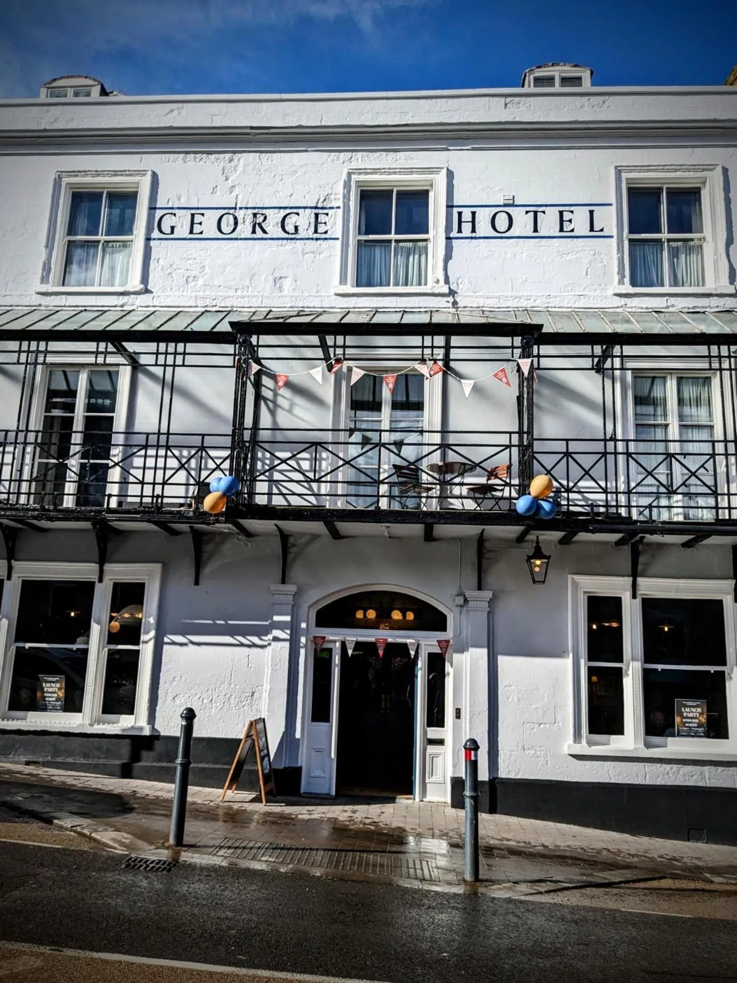 George Hotel & Granary