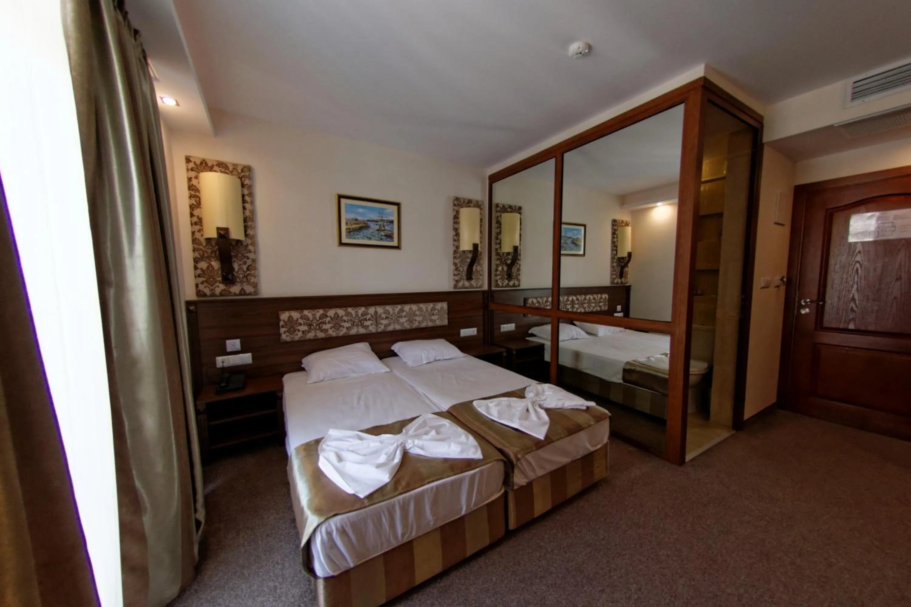 Photo of the whole room, Bed in Hotel Aristokrat