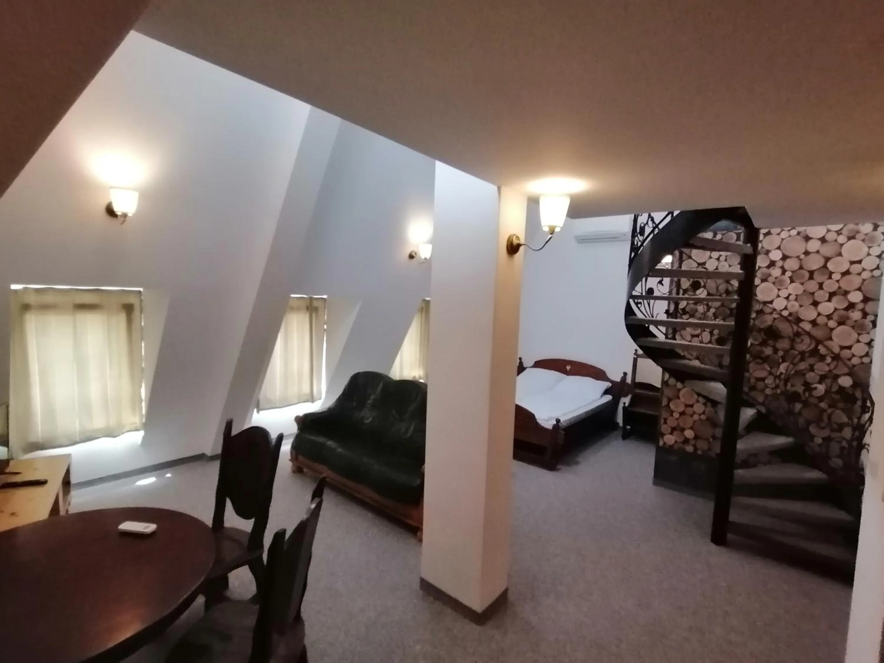 Photo of the whole room in Hotel Aristokrat