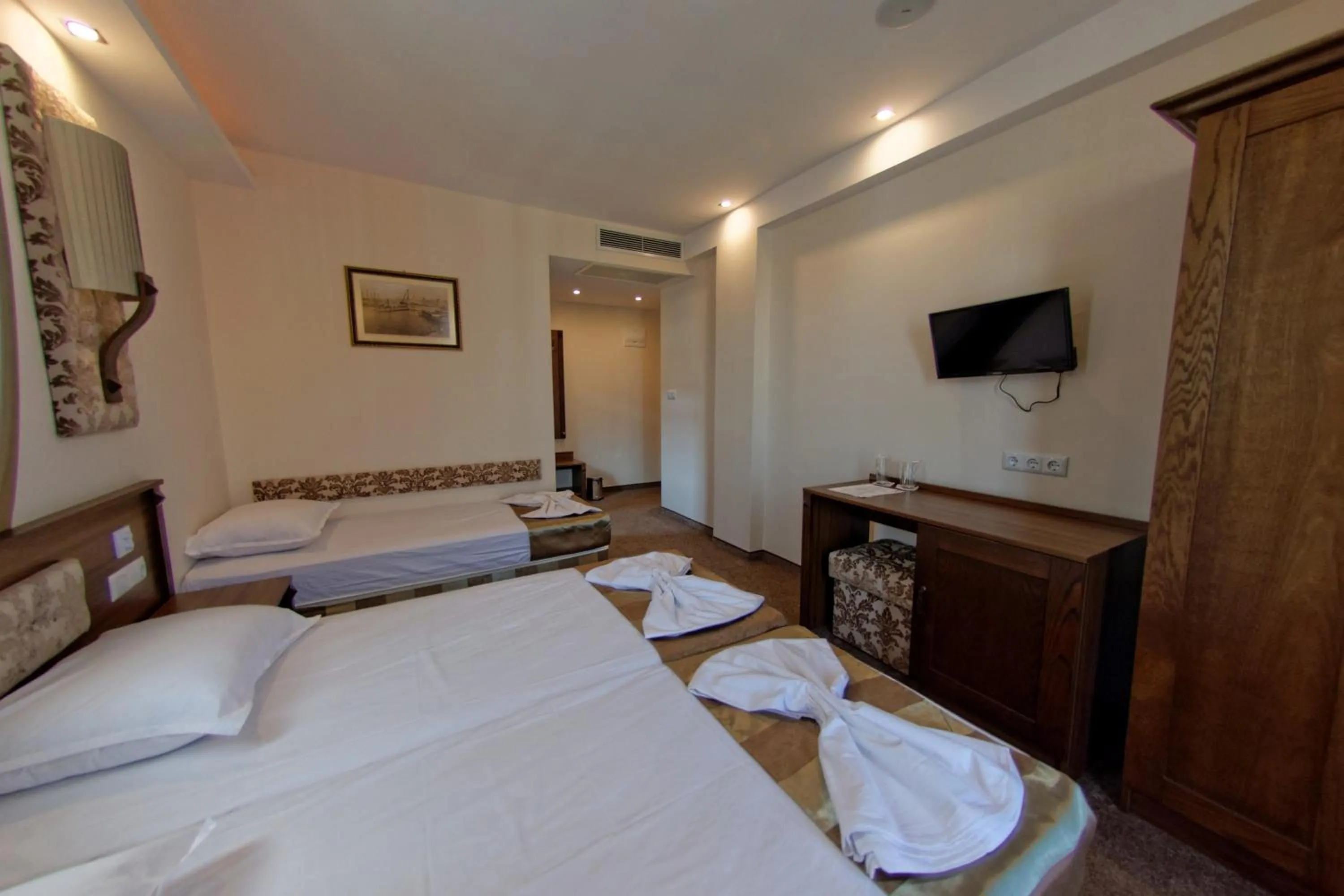 Photo of the whole room, Bed in Hotel Aristokrat