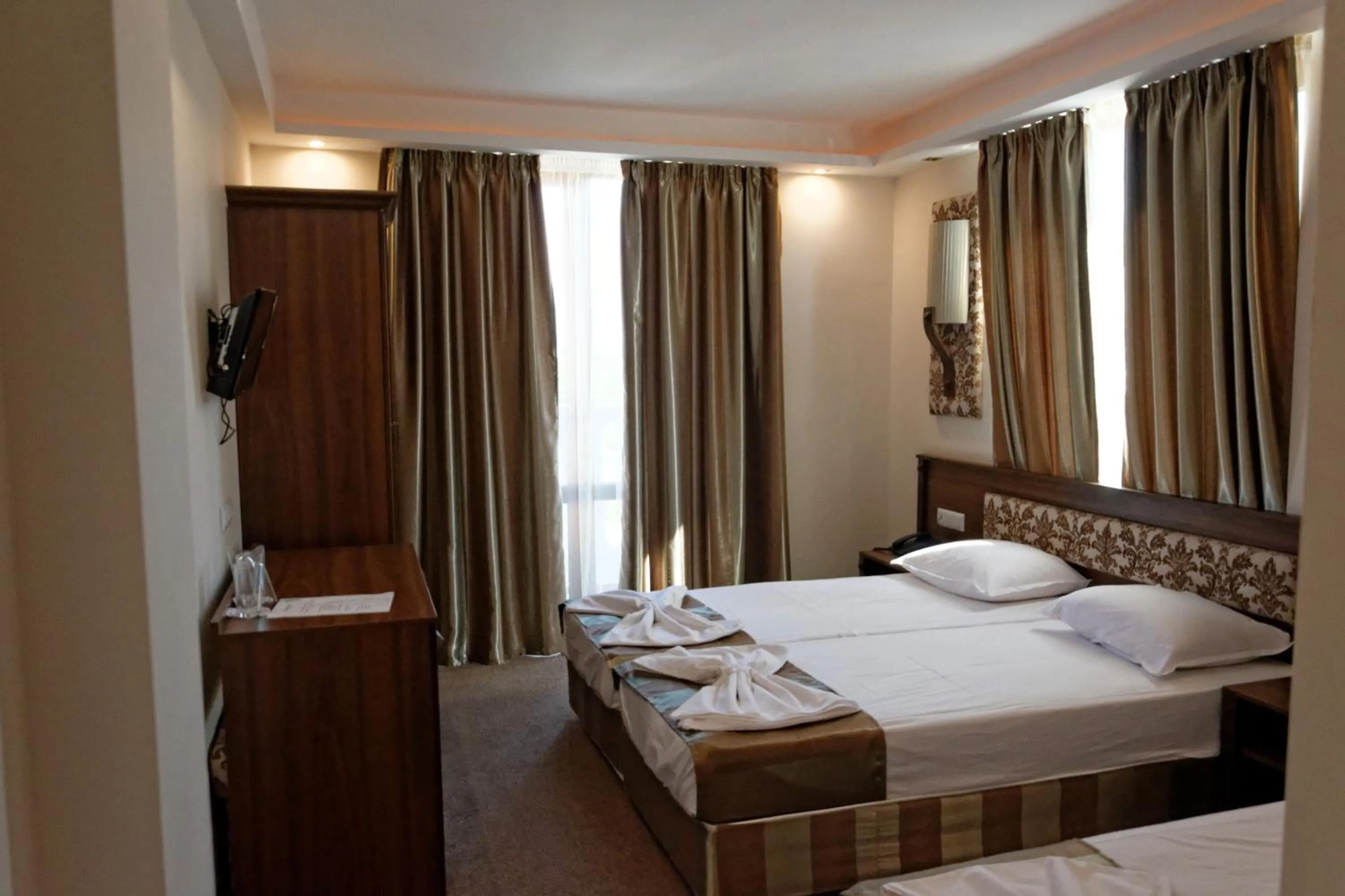 Photo of the whole room, Bed in Hotel Aristokrat