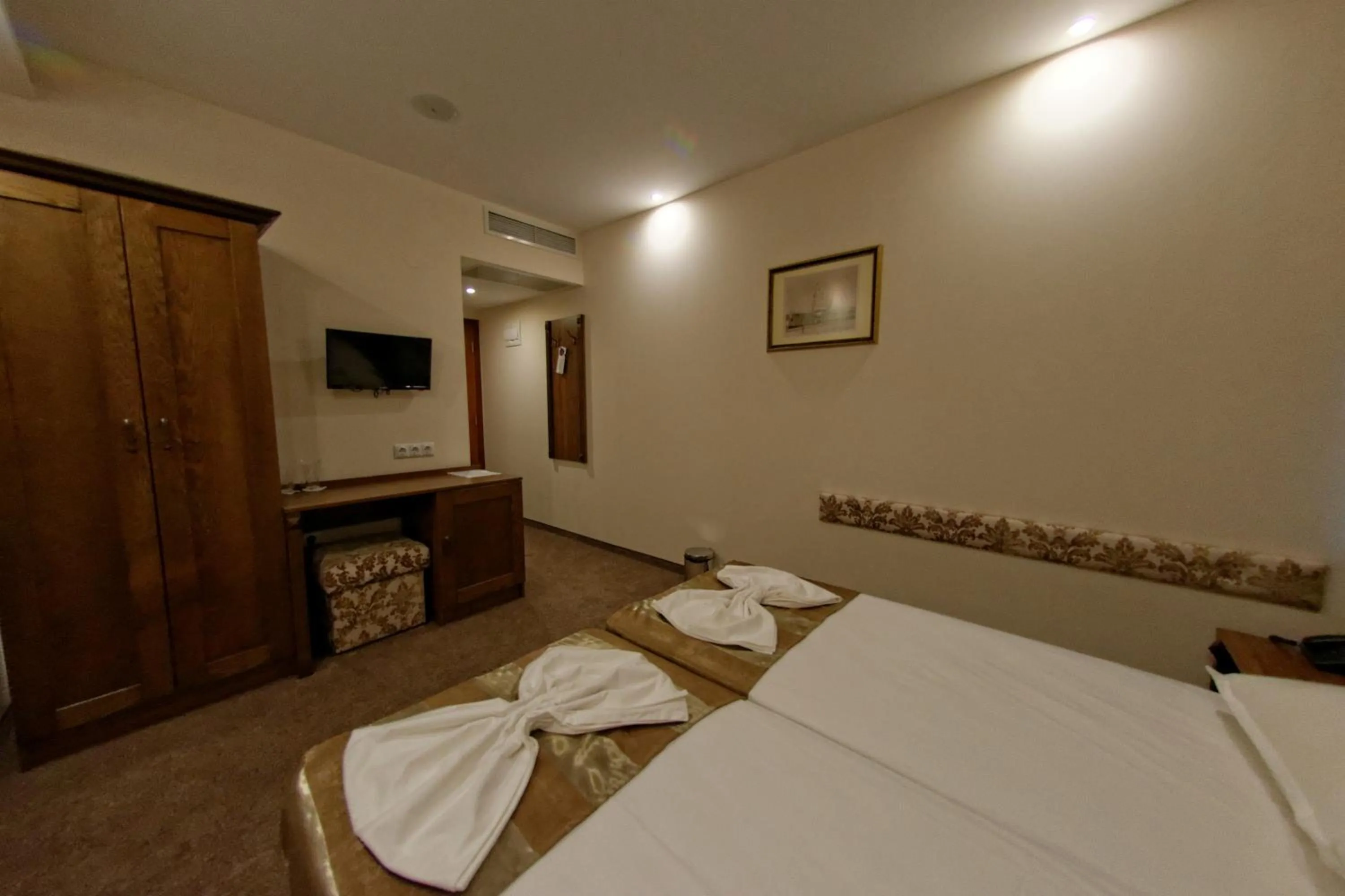Photo of the whole room, Bed in Hotel Aristokrat