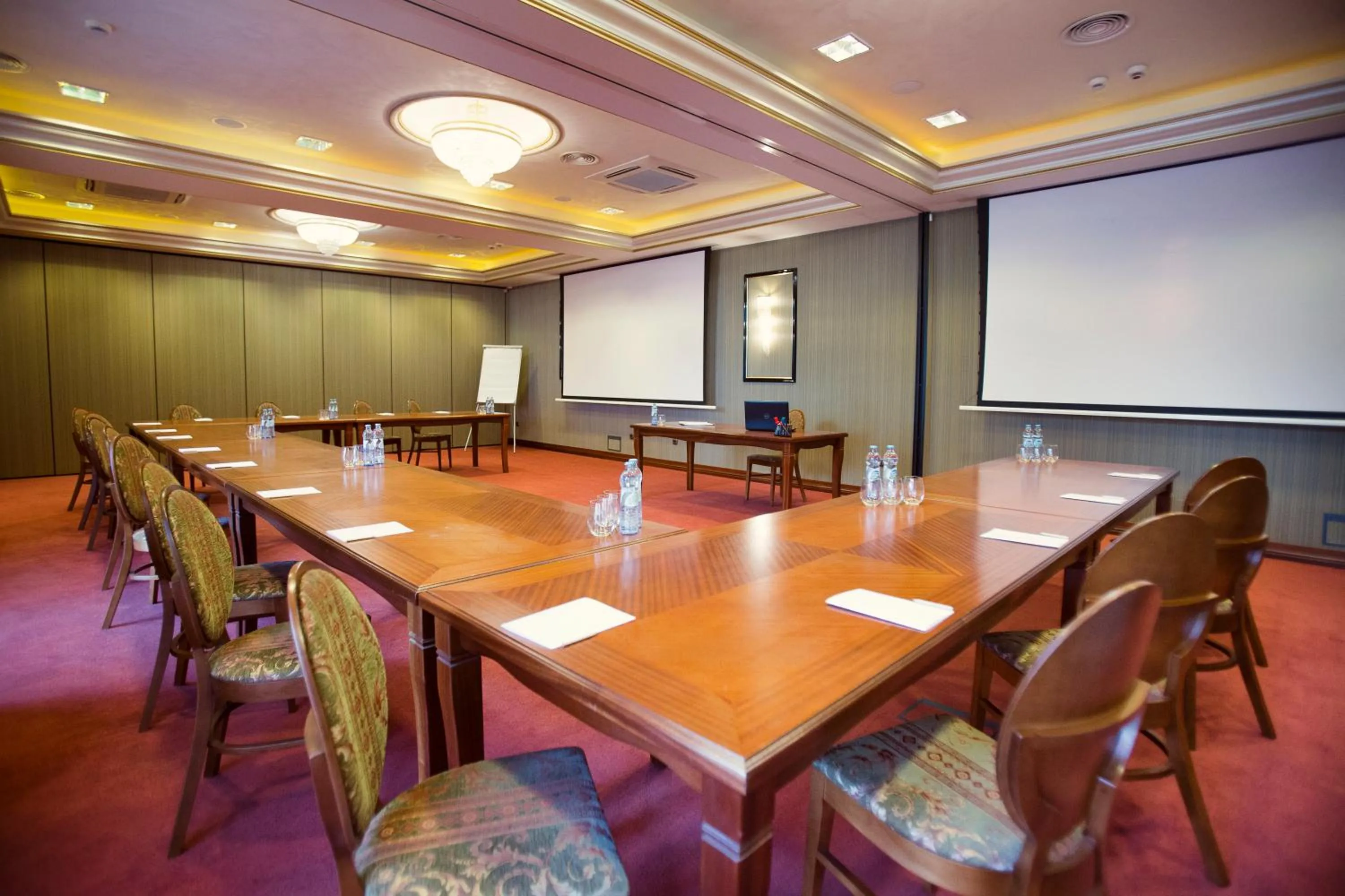 Meeting/conference room in Hotel przy Młynie