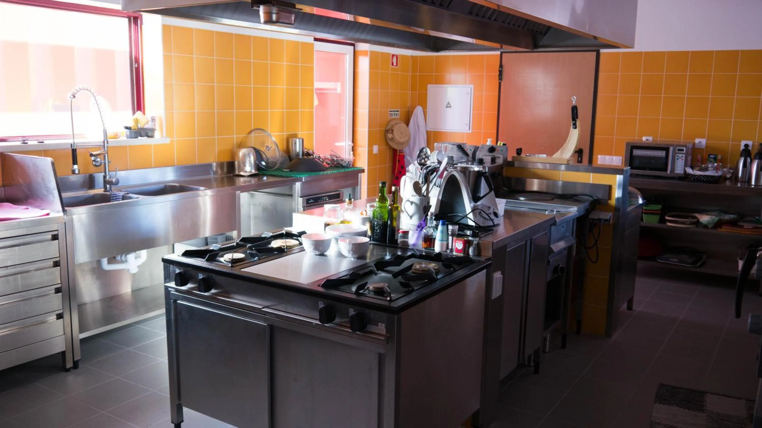 Property building in Casa d´Edite