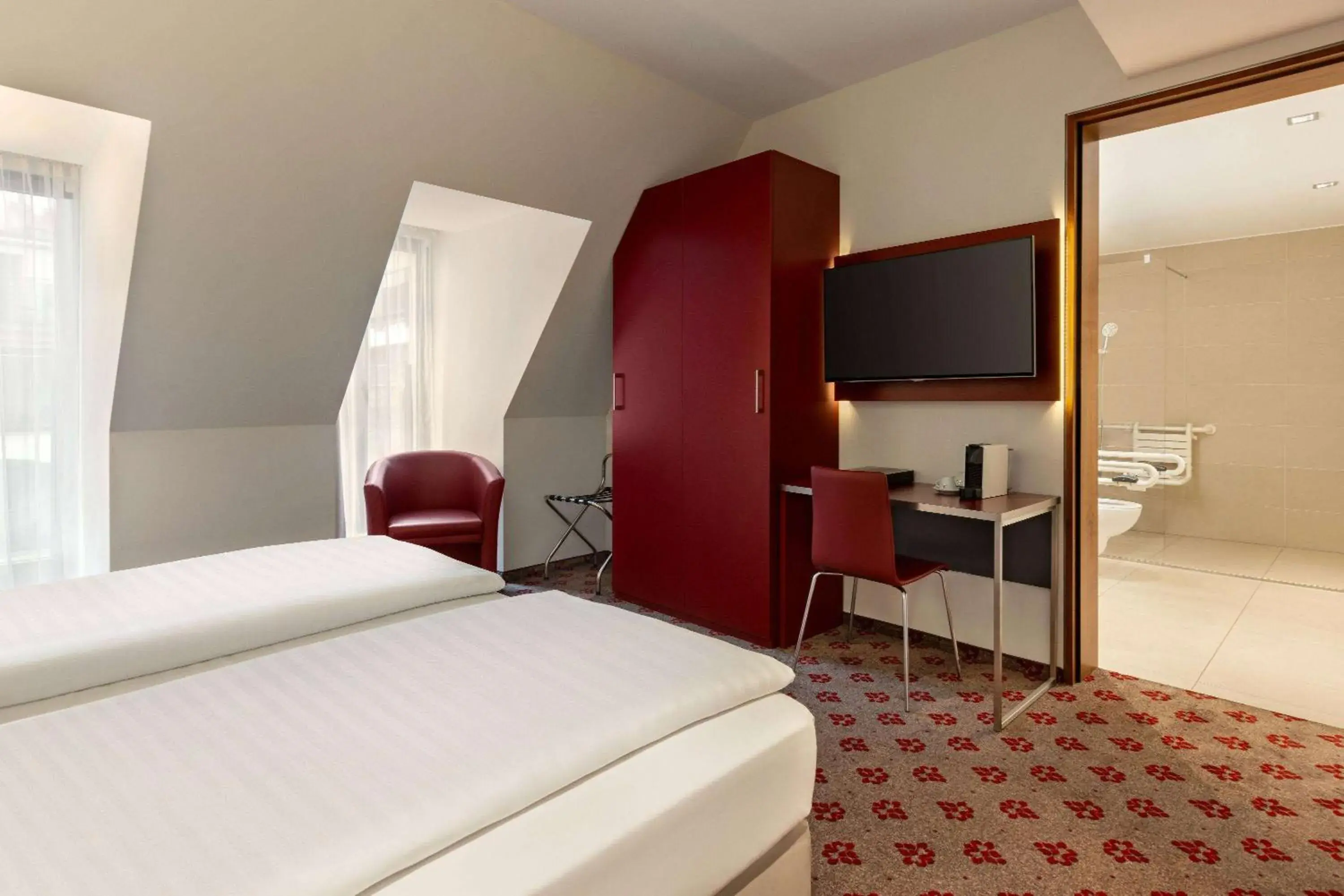 Photo of the whole room, Bed in Amedia Plaza Dresden, Trademark Collection by Wyndham Photo of the whole room, Bed in Amedia Plaza Dresden, Trademark Collection by Wyndham