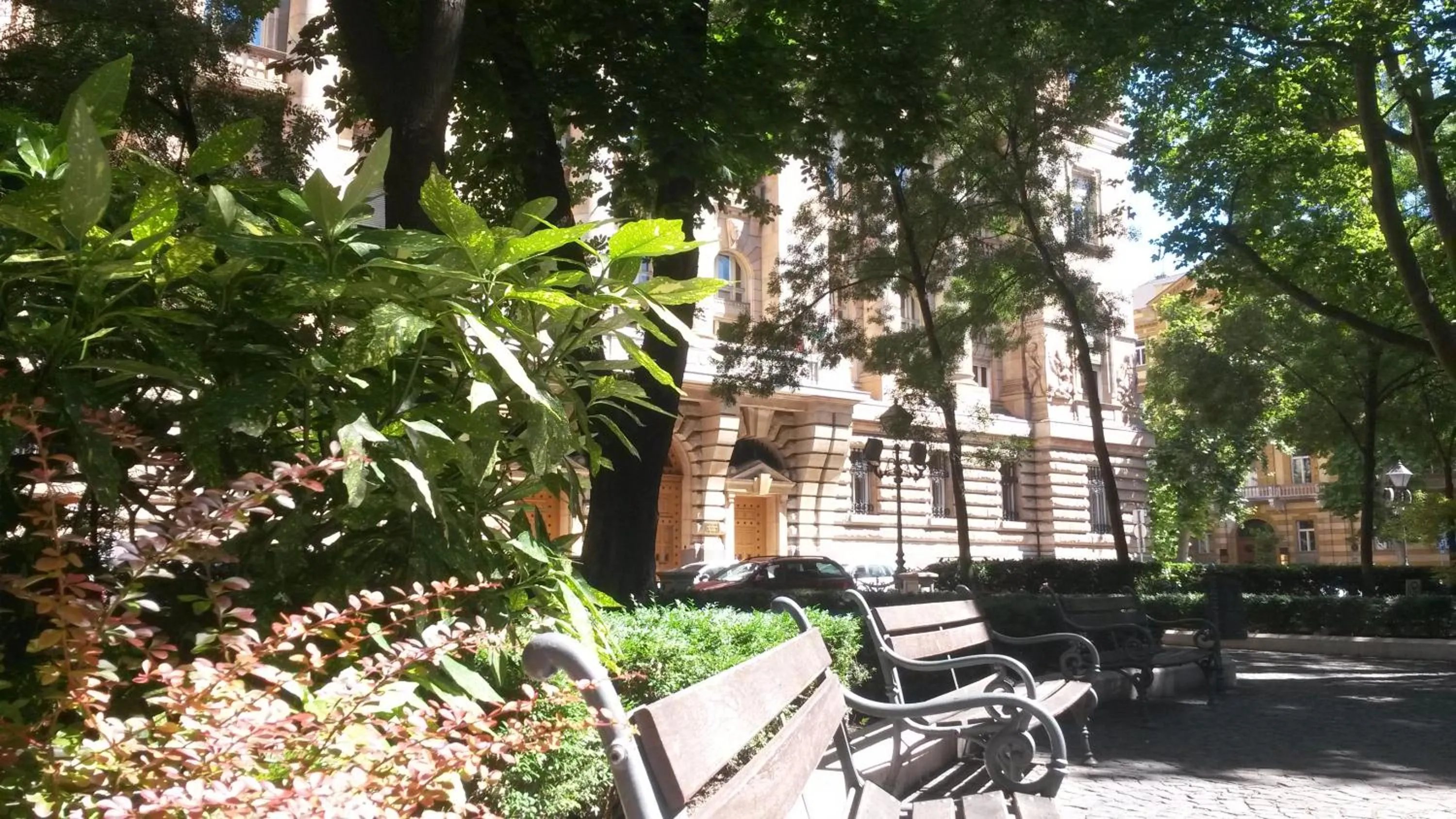 Neighbourhood in BMG Apartment Basilica
