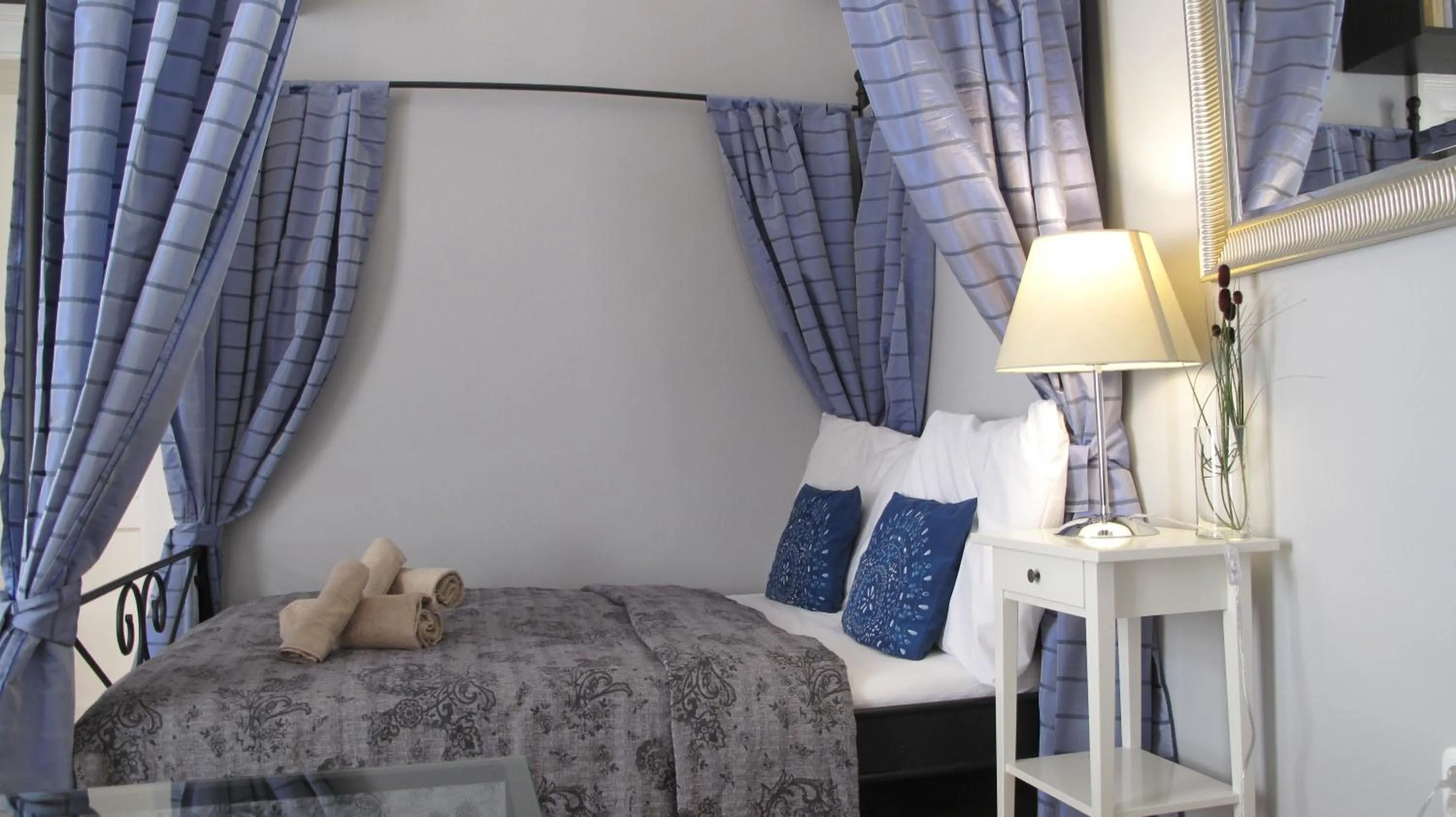 Bed in BMG Apartment Basilica
