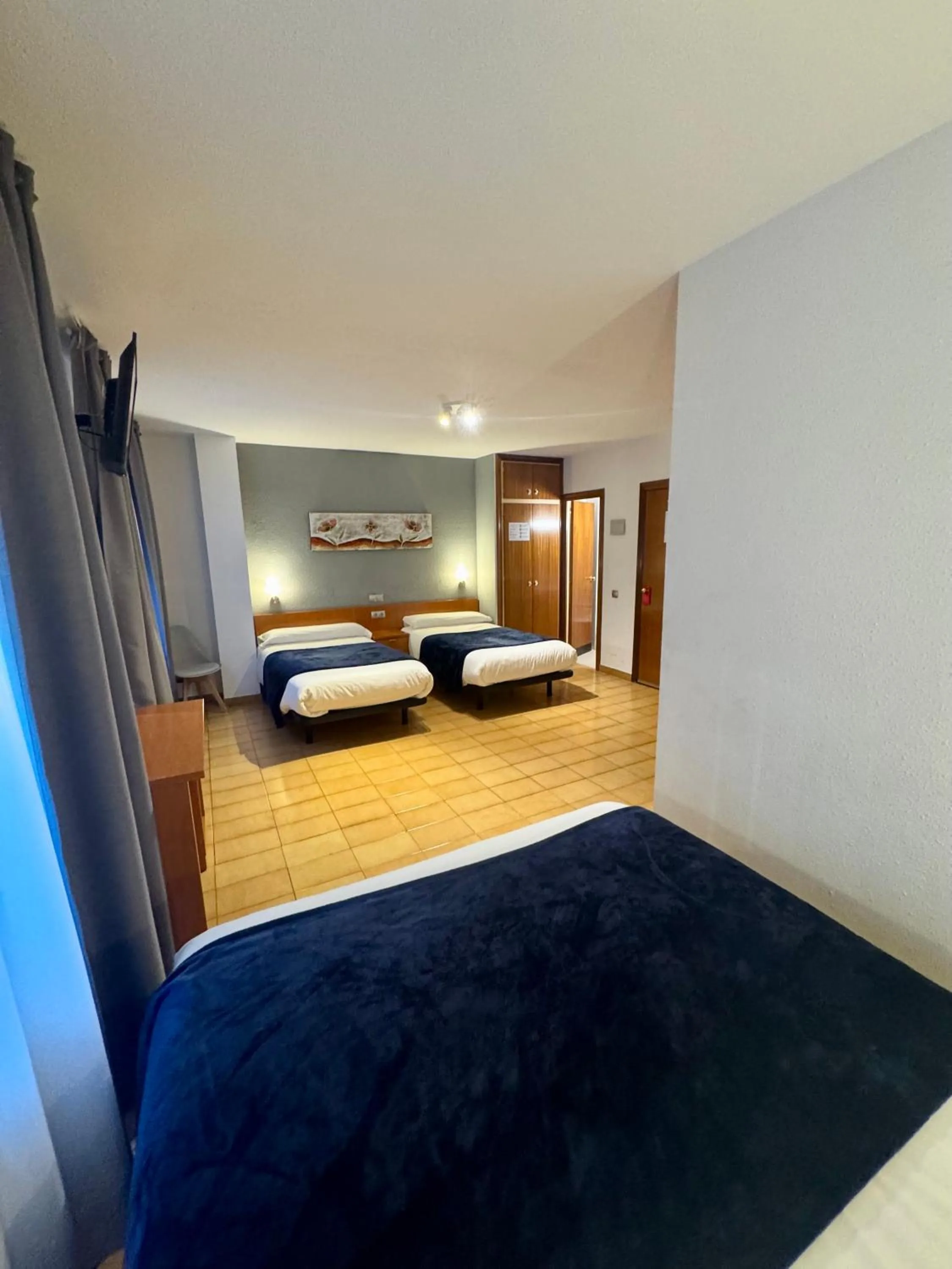 Photo of the whole room, Bed in Hotel Casado