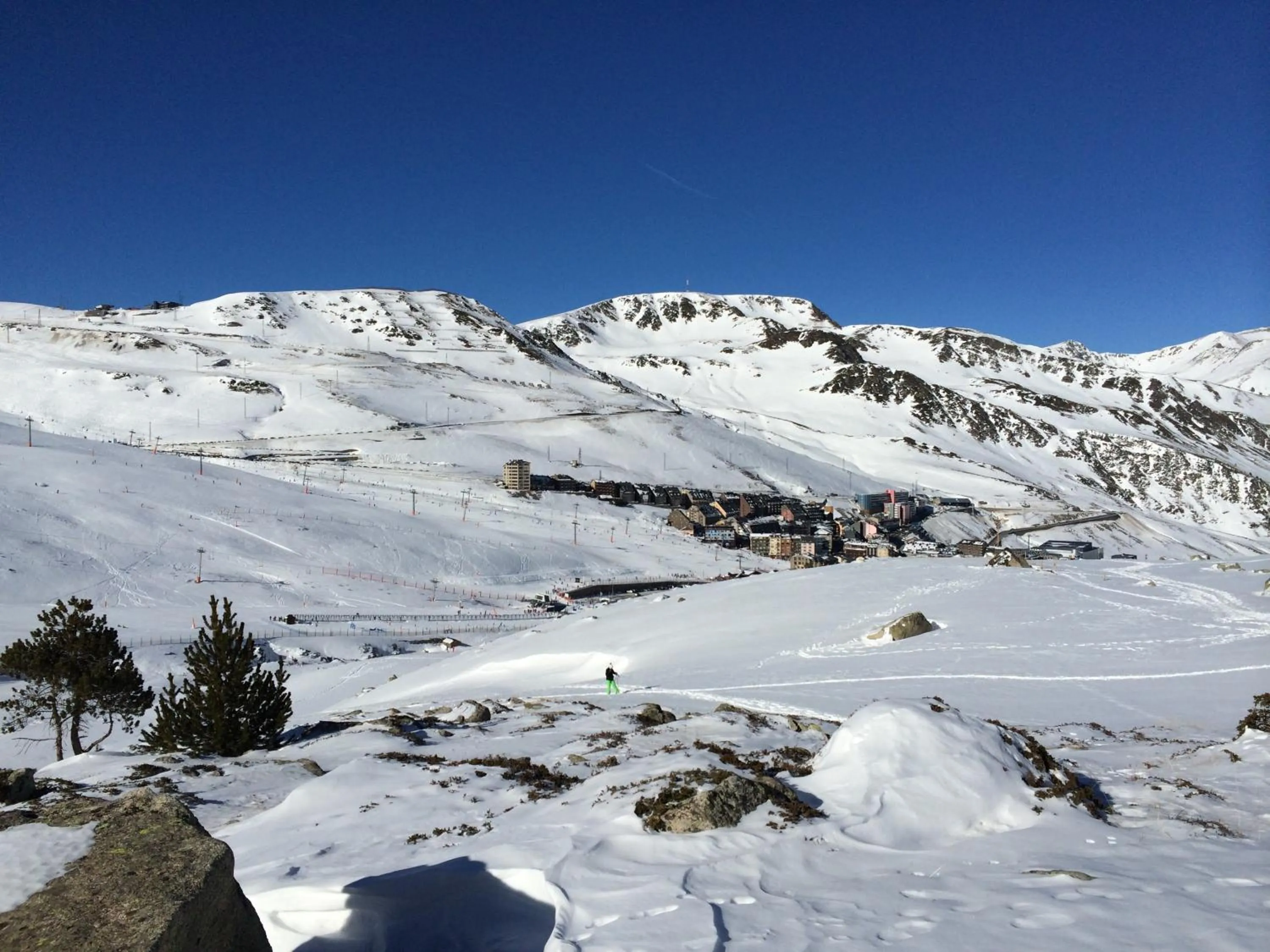 Skiing in Hotel Casado