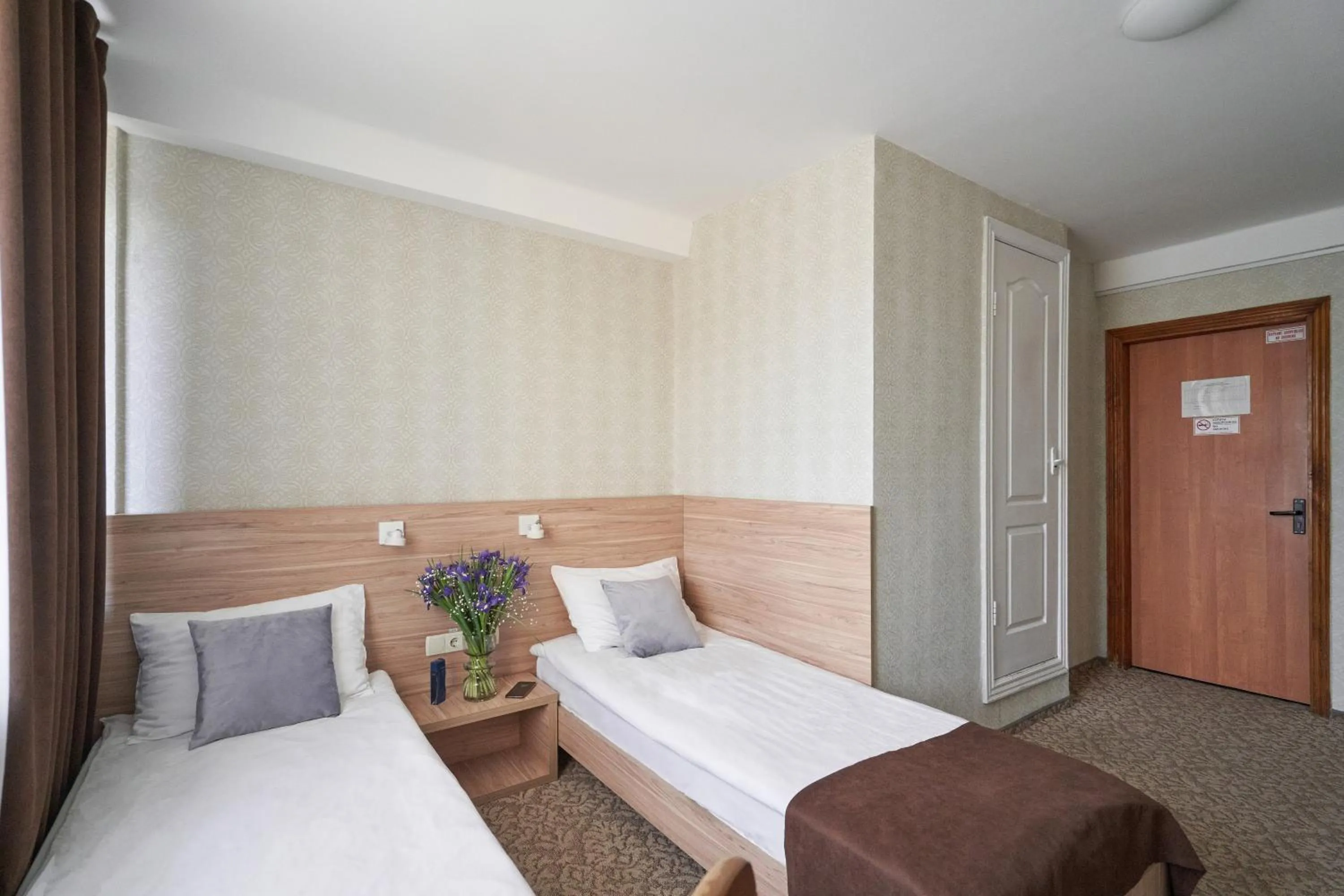 Bed in Hotel Druzhba