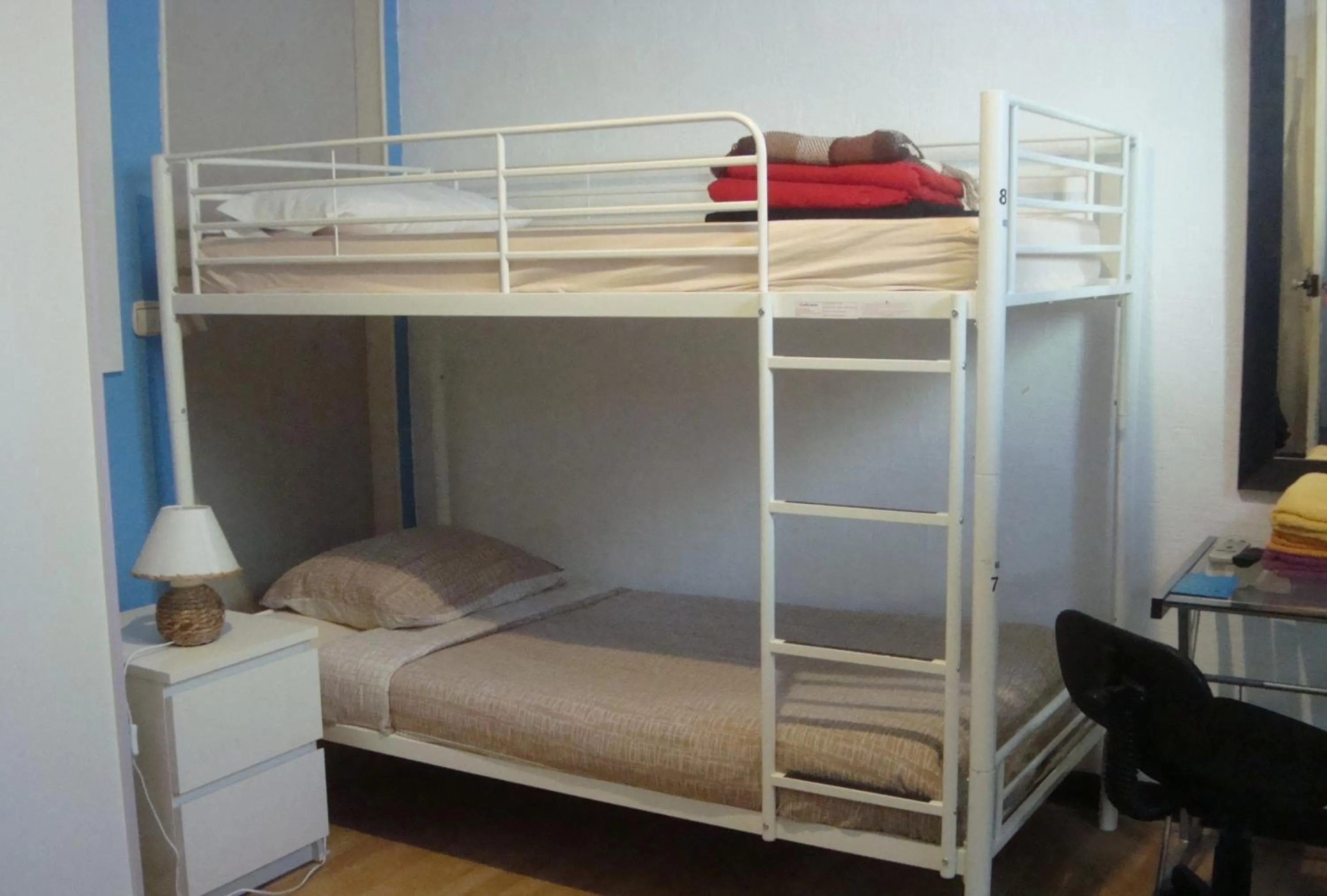Bed in Glamorgan