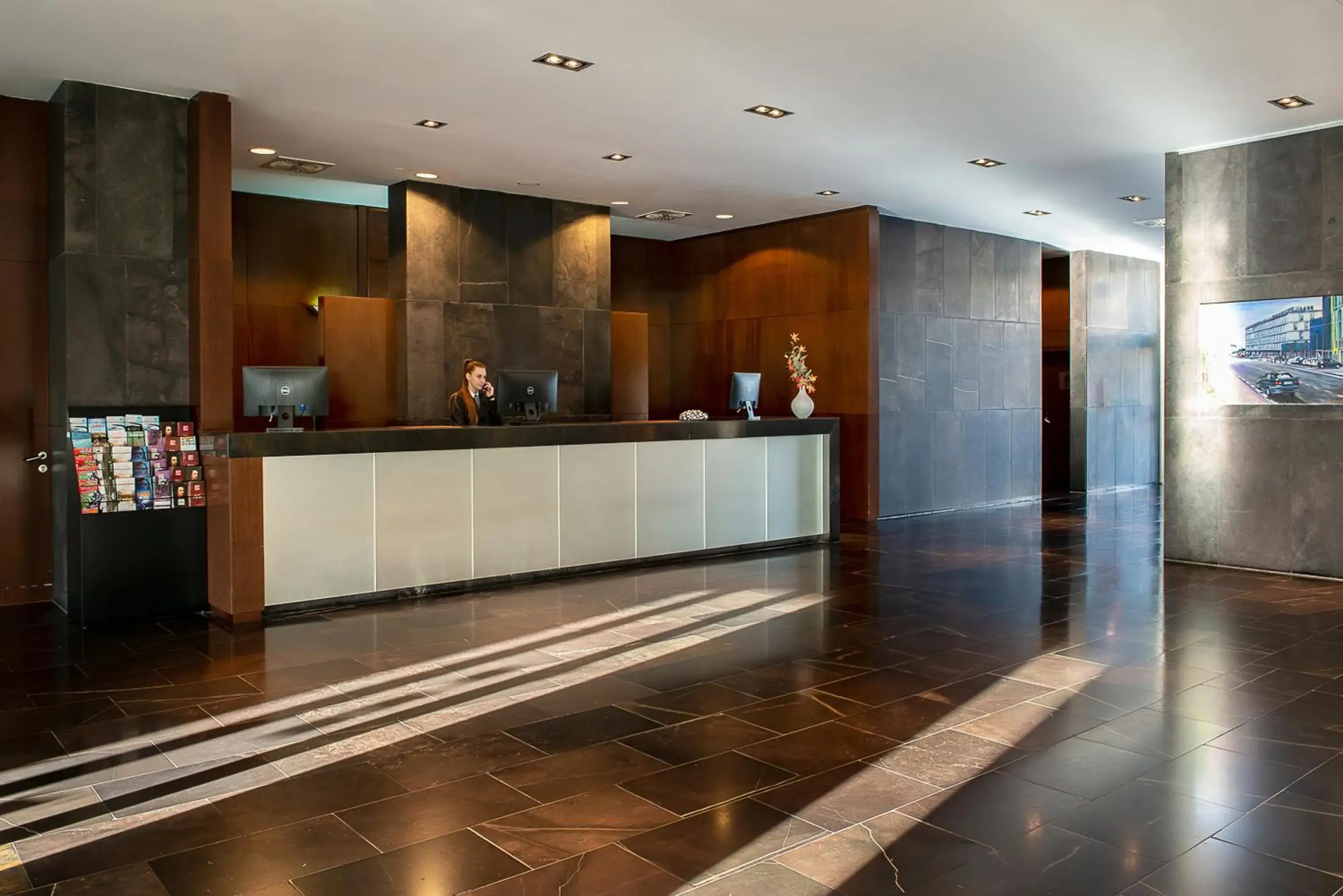 Lobby or reception in Hotel Diagonal Plaza Lobby or reception in Hotel Diagonal Plaza