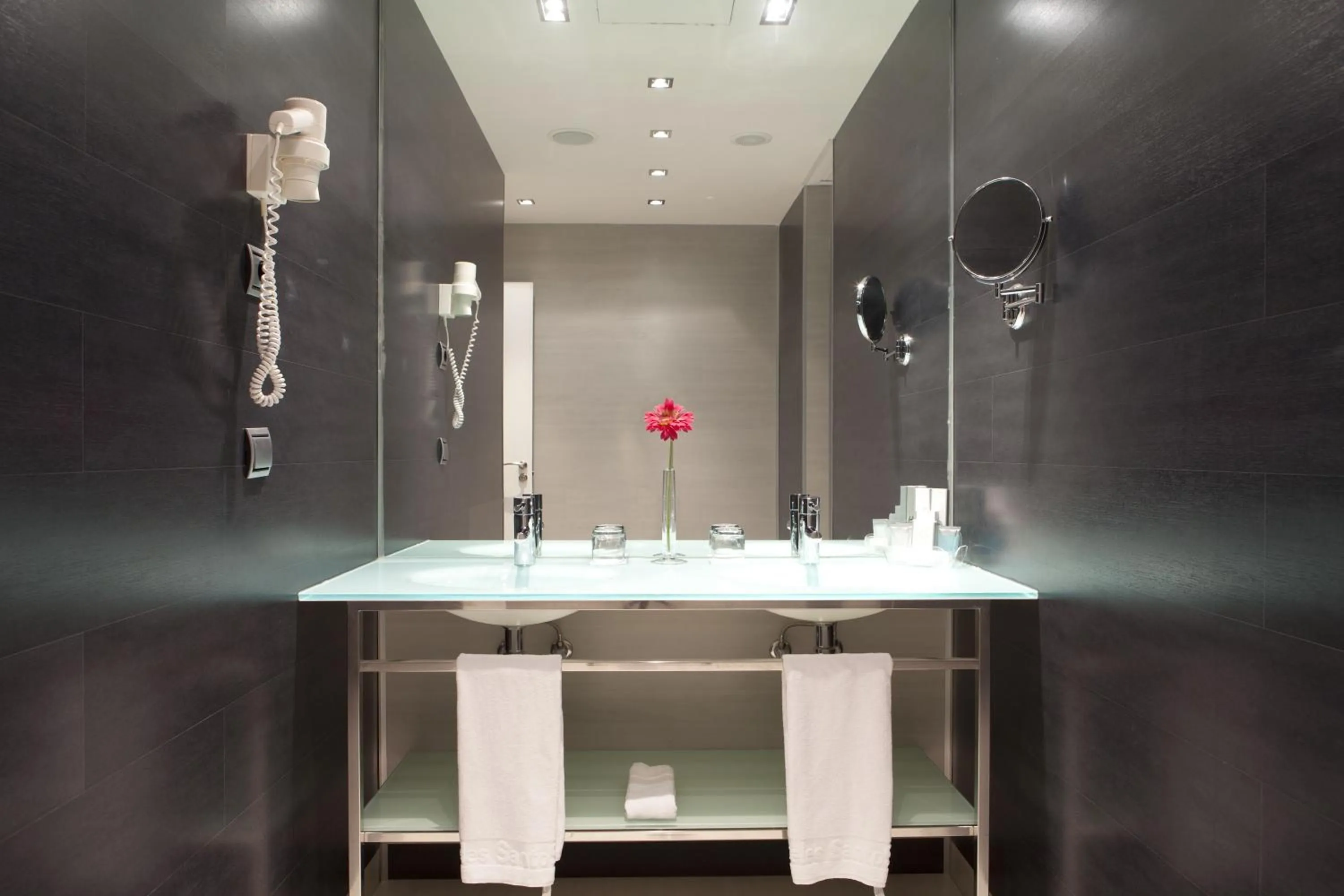 Bathroom in Hotel Diagonal Plaza