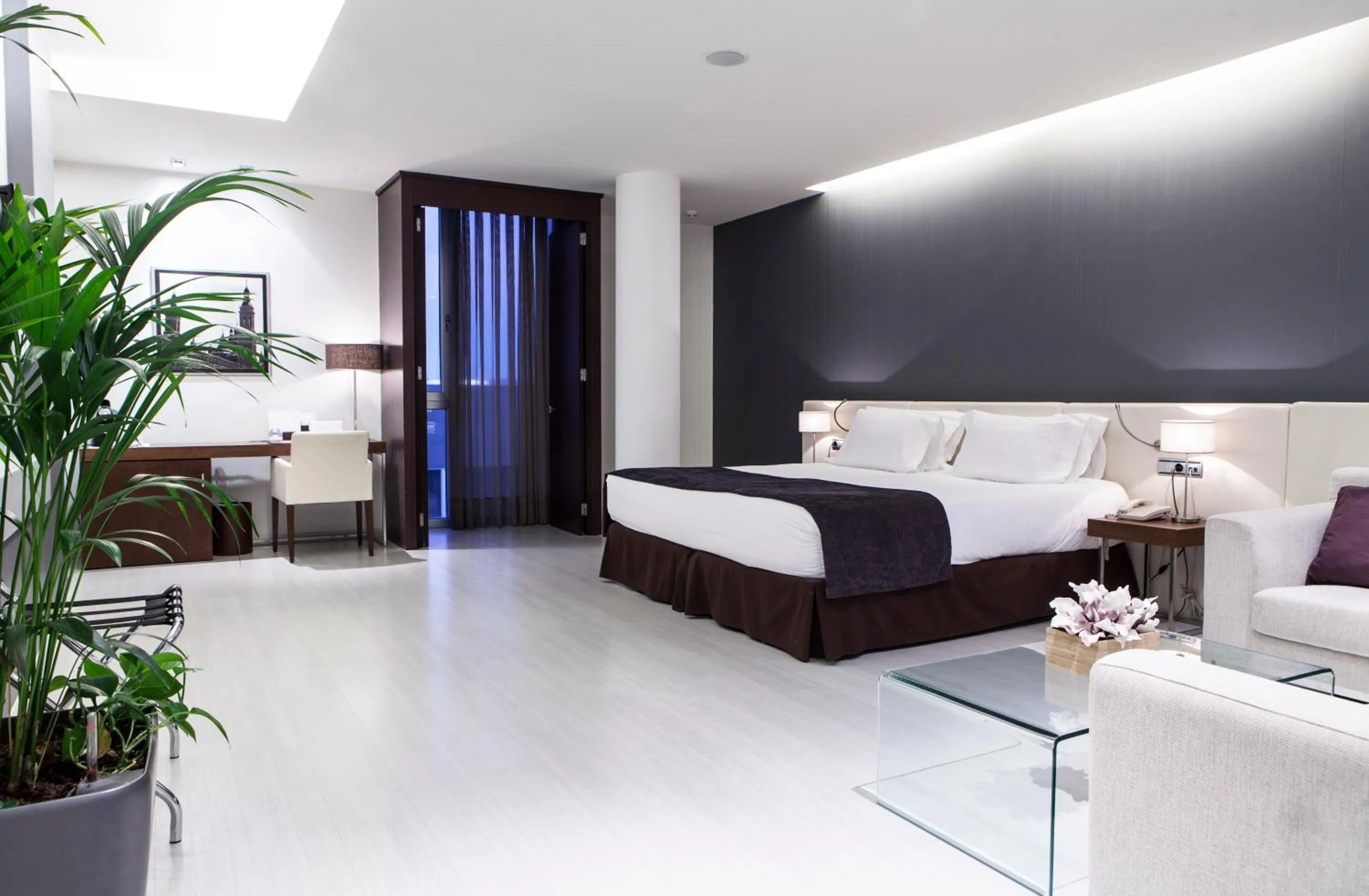 Bed in Hotel Diagonal Plaza