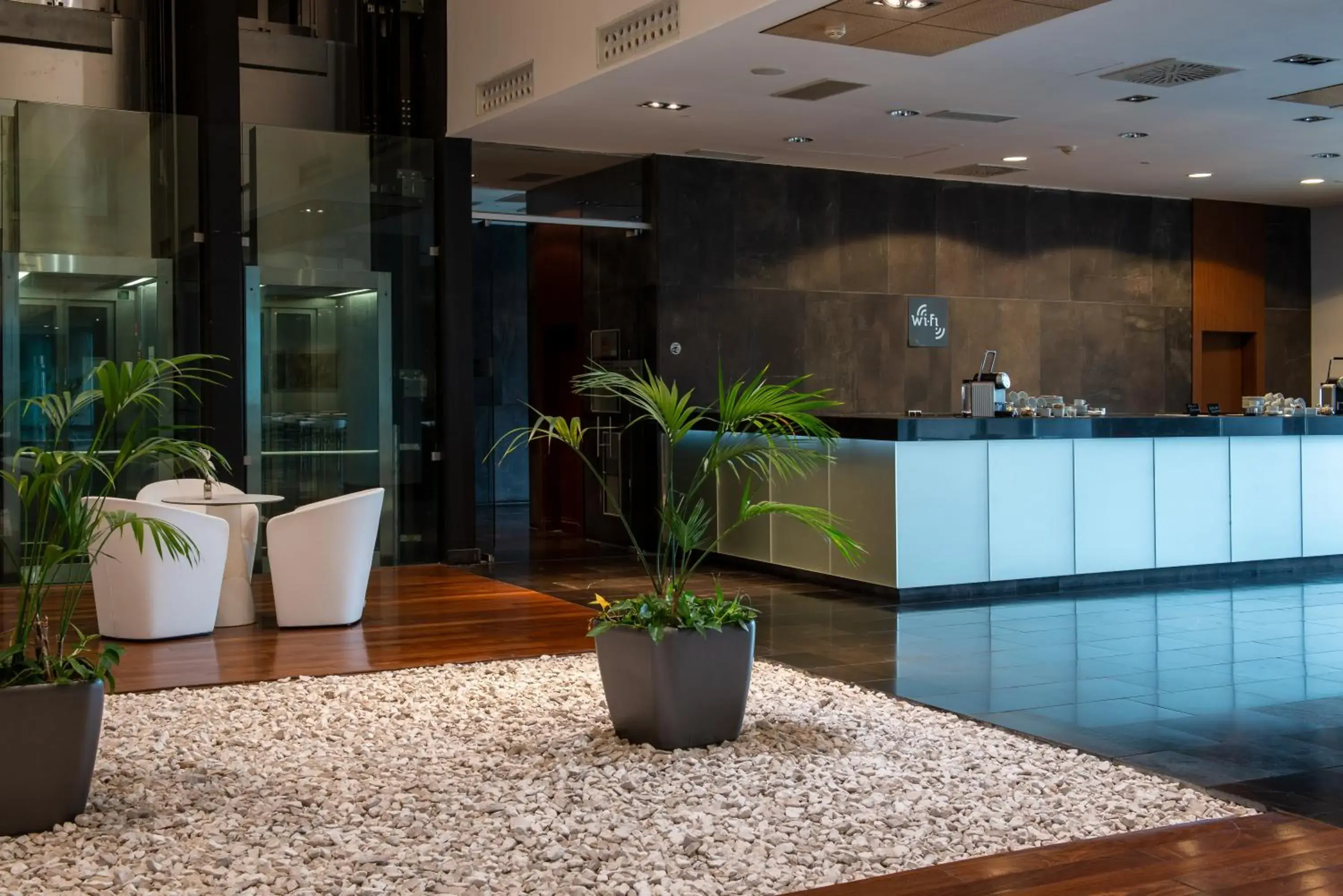 Lounge or bar in Hotel Diagonal Plaza Lounge or bar in Hotel Diagonal Plaza