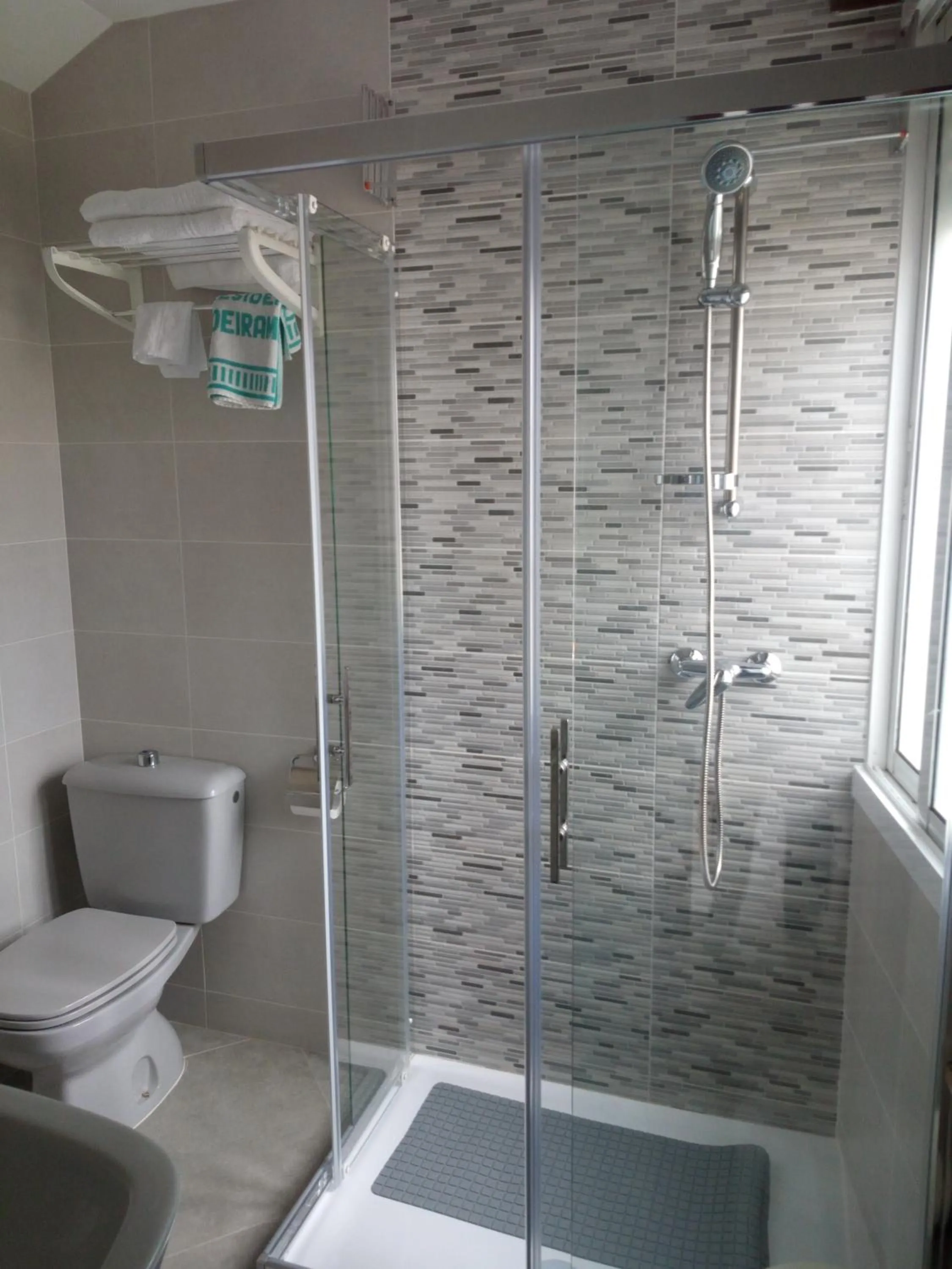 Bathroom in Hotel Playa