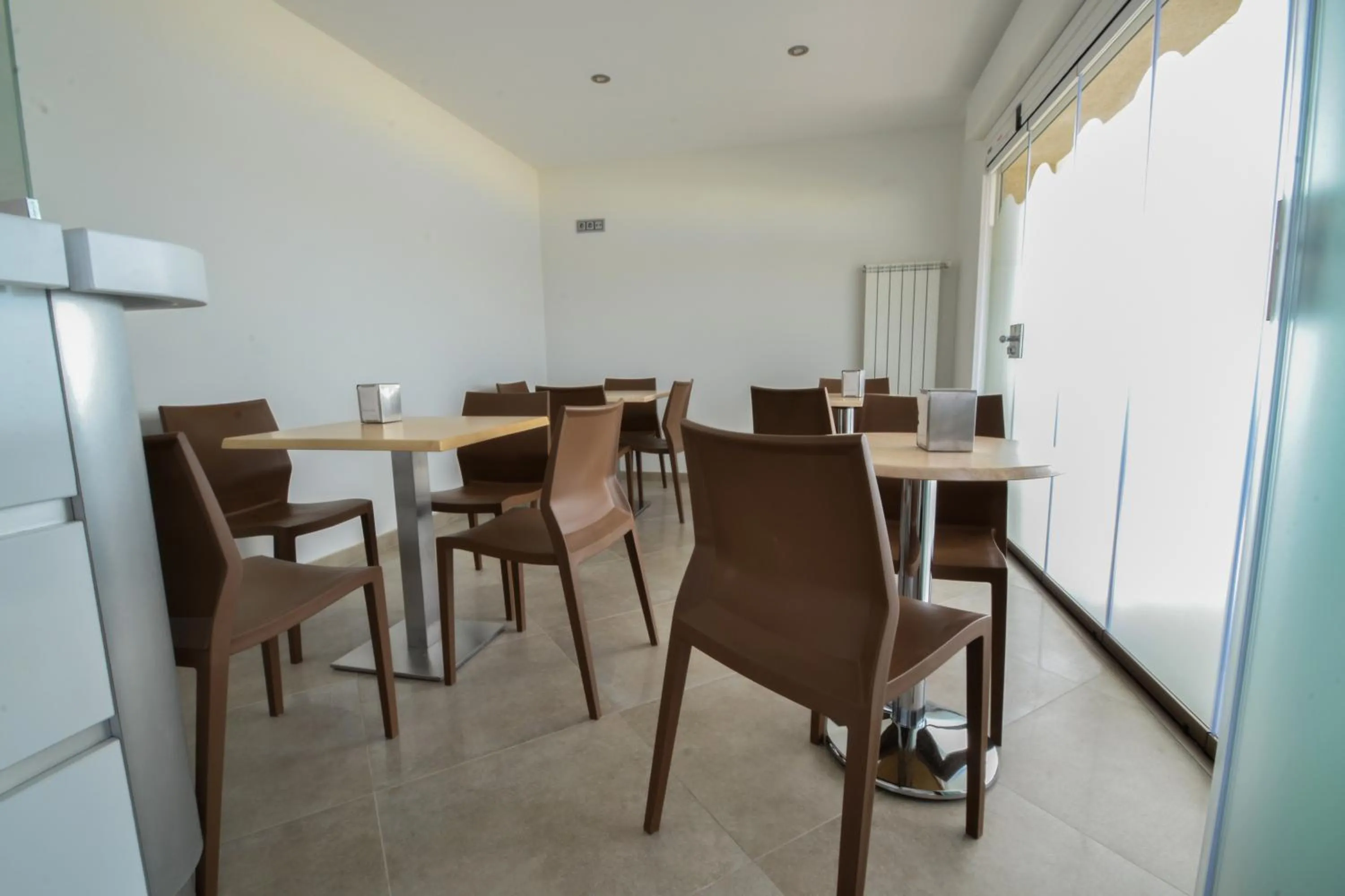 Restaurant/places to eat in Hotel Playa