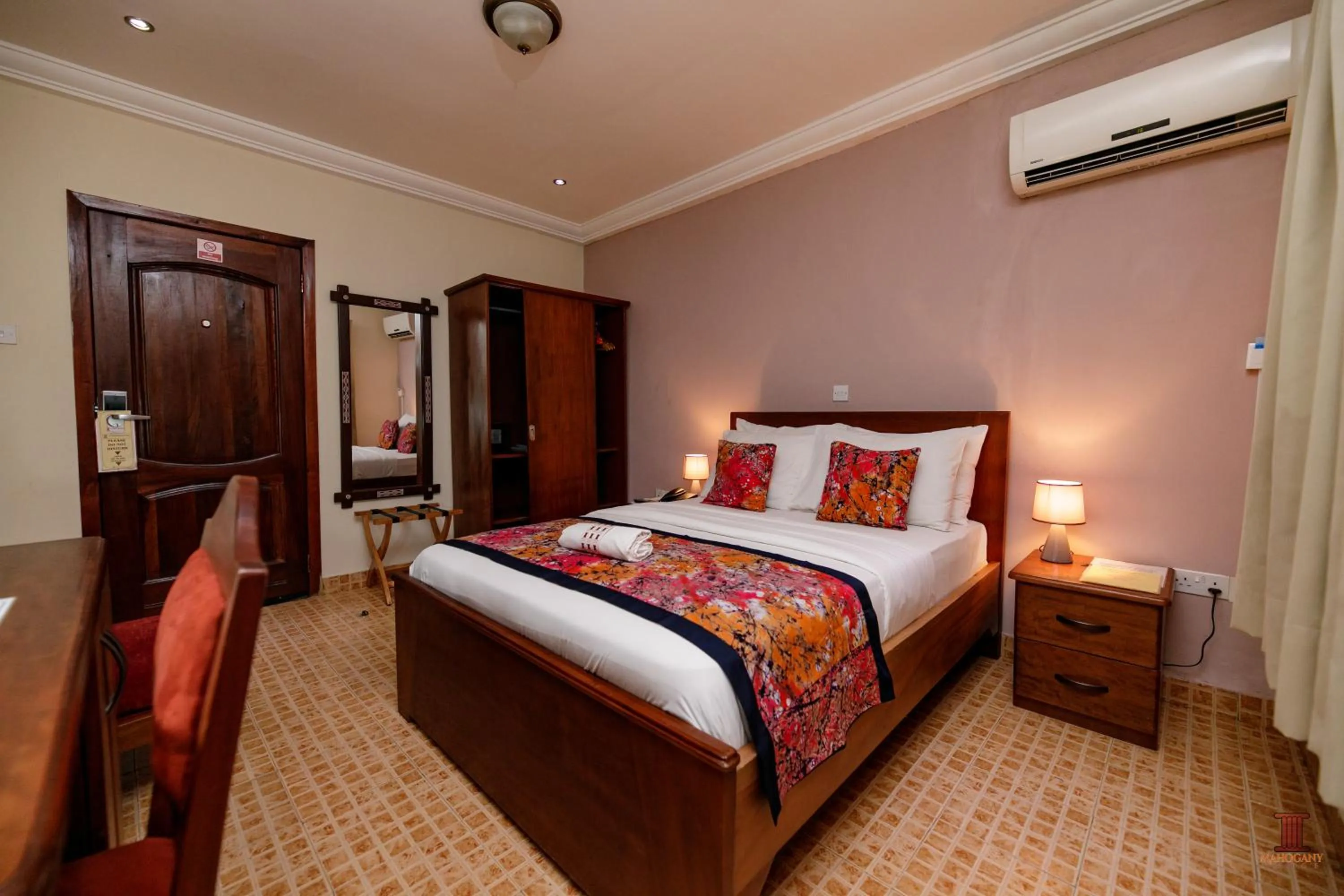 Bed in Mahogany Lodge, Cantonments