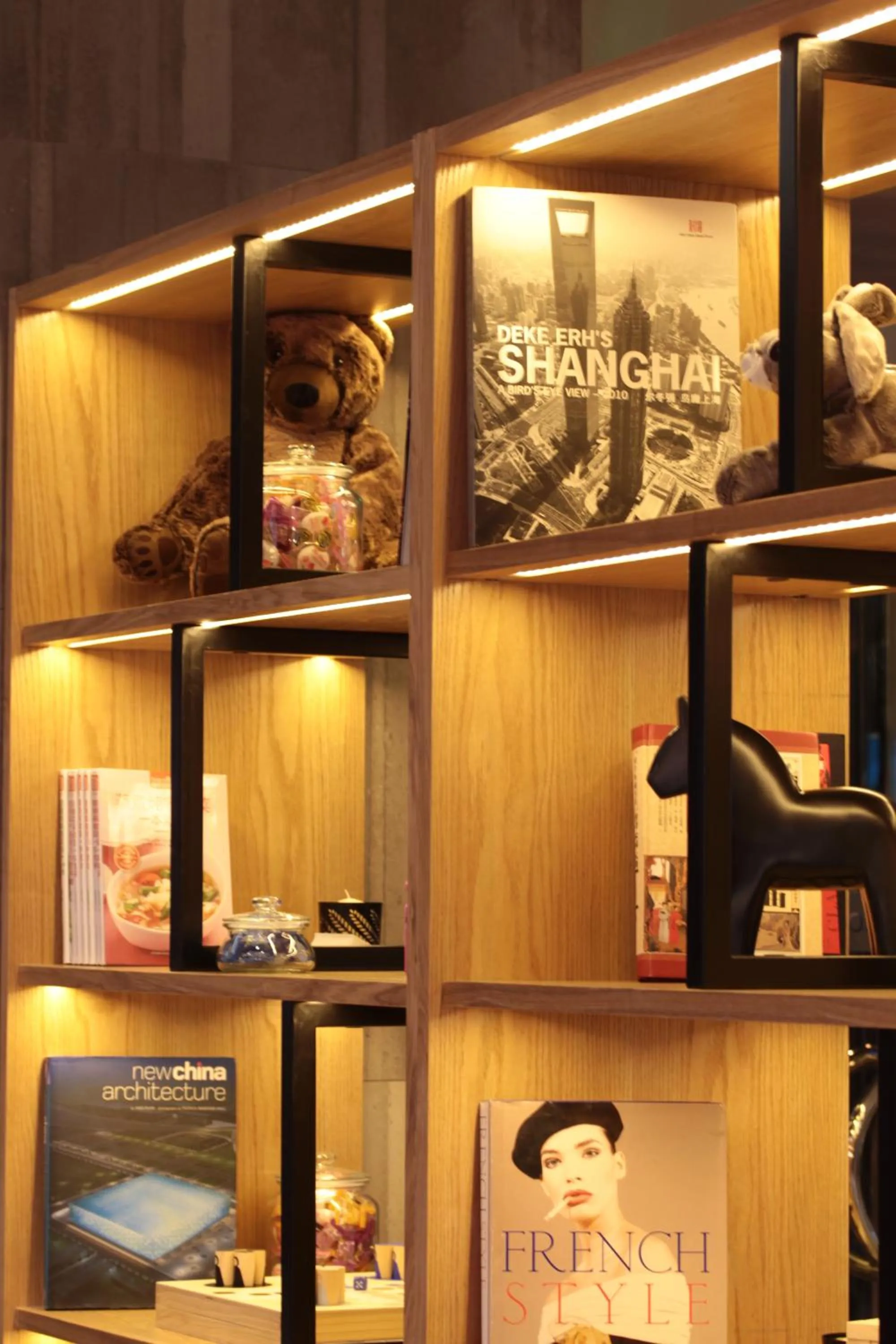 Restaurant/places to eat in Campanile Shanghai Bund Hotel