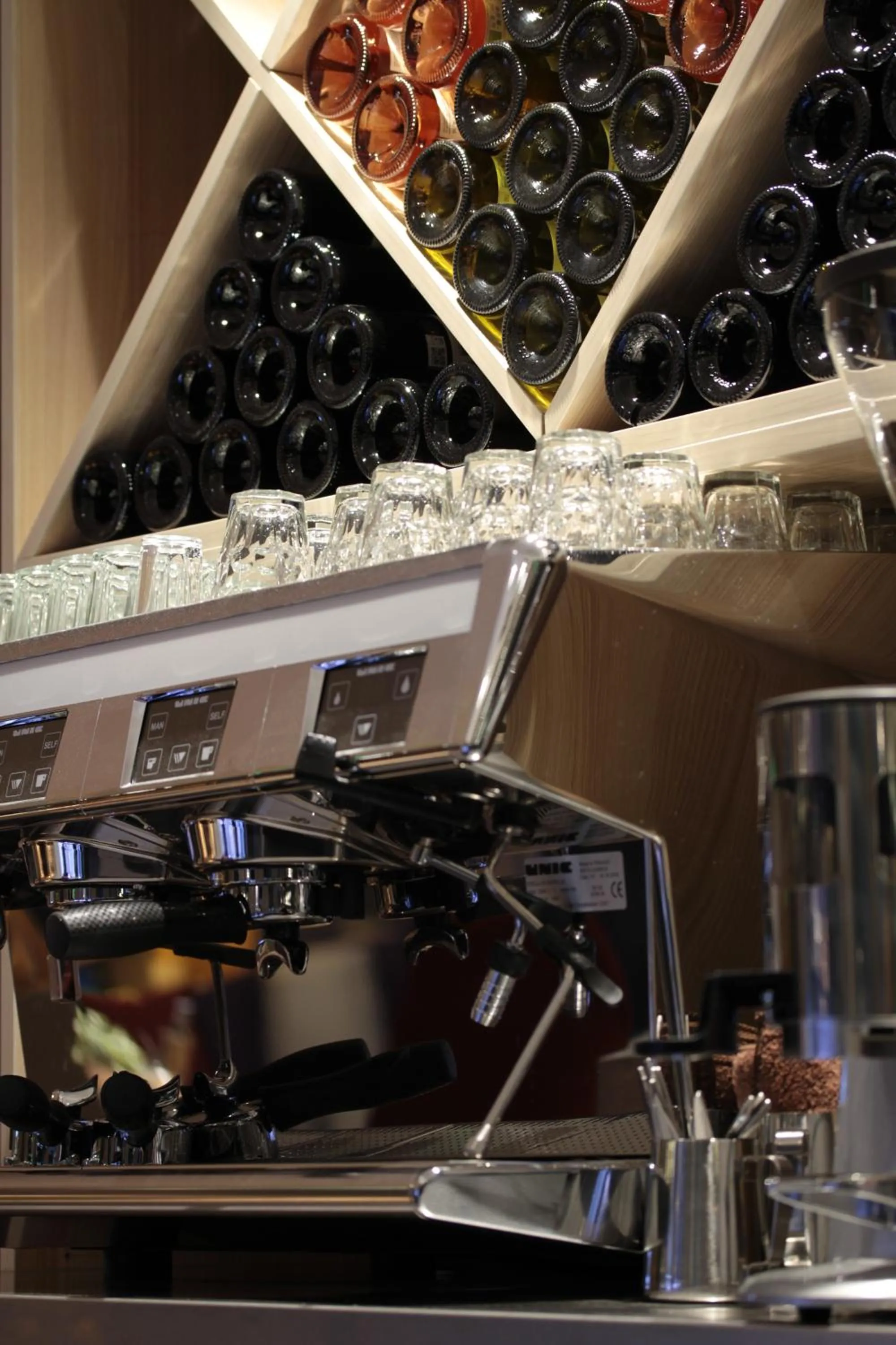 Restaurant/places to eat in Campanile Shanghai Bund Hotel