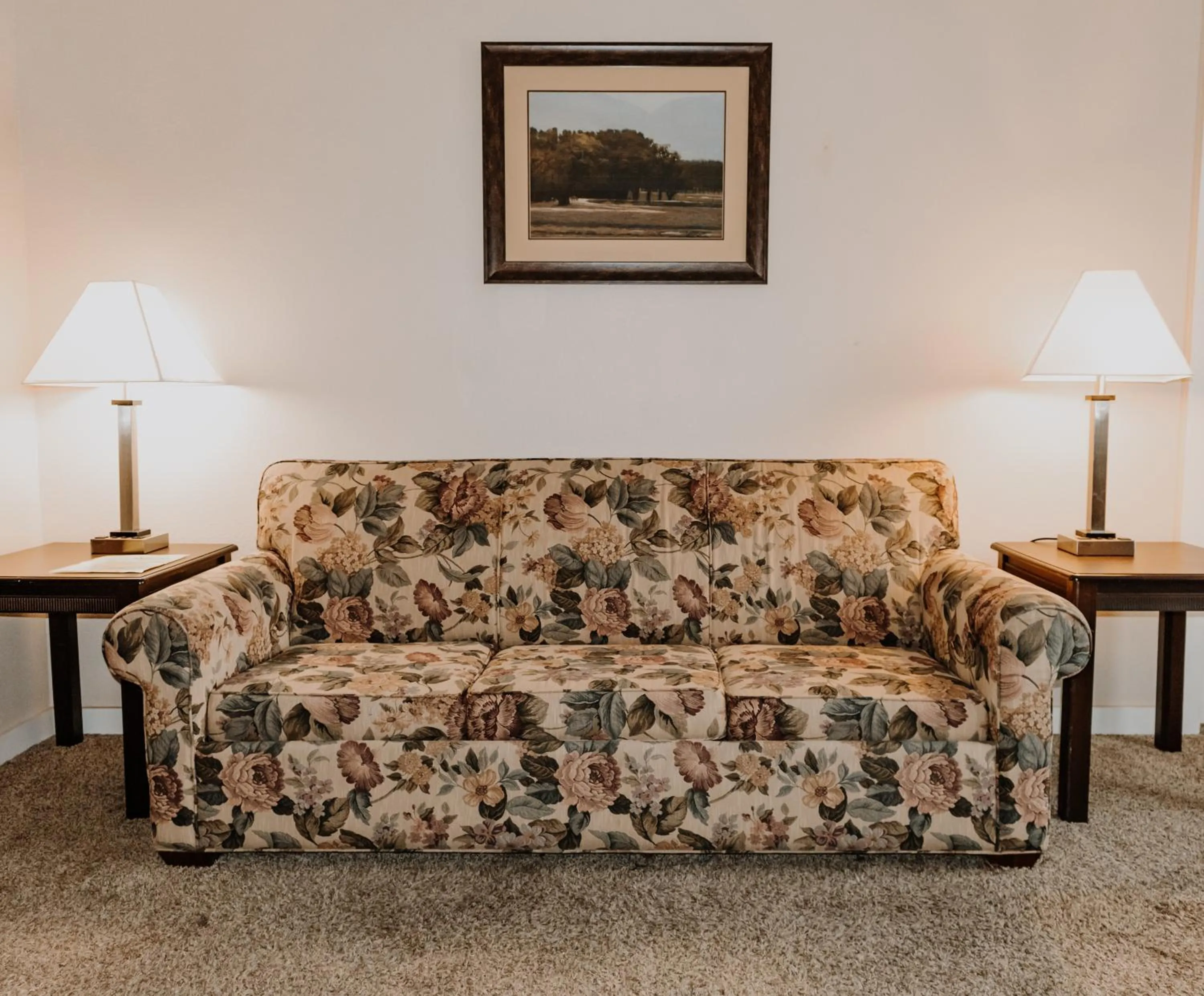 Living room in Carriage House Country Club