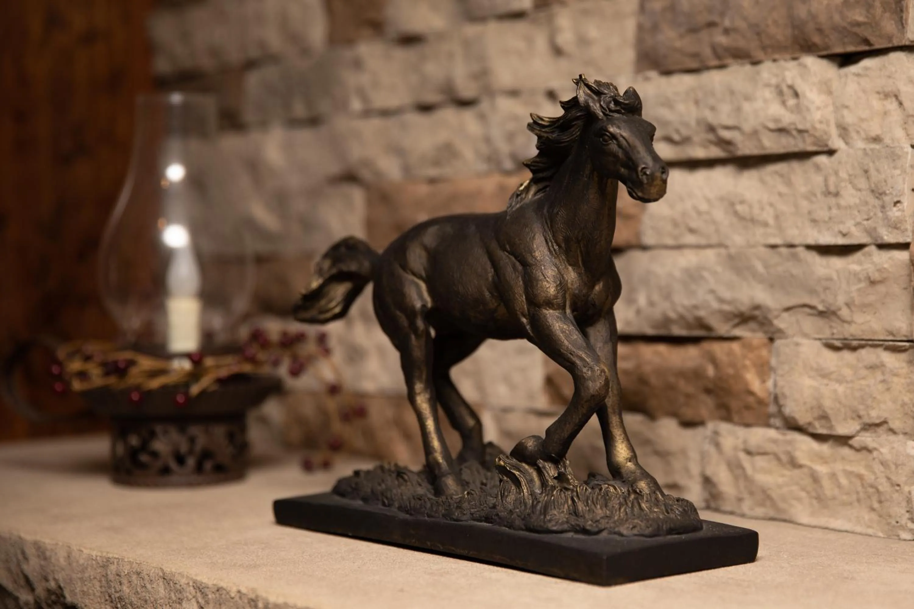 Decorative detail in Carriage House Country Club