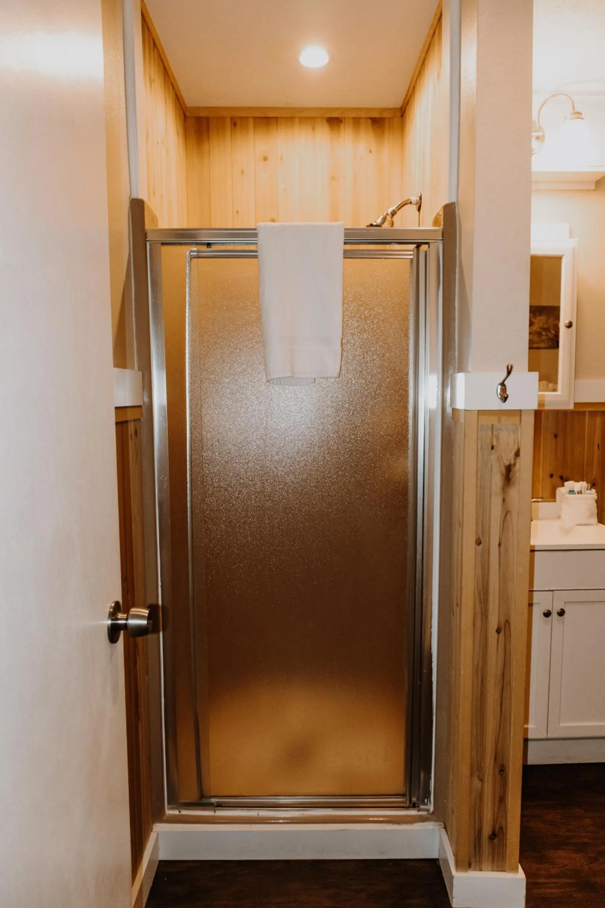 Shower in Carriage House Country Club