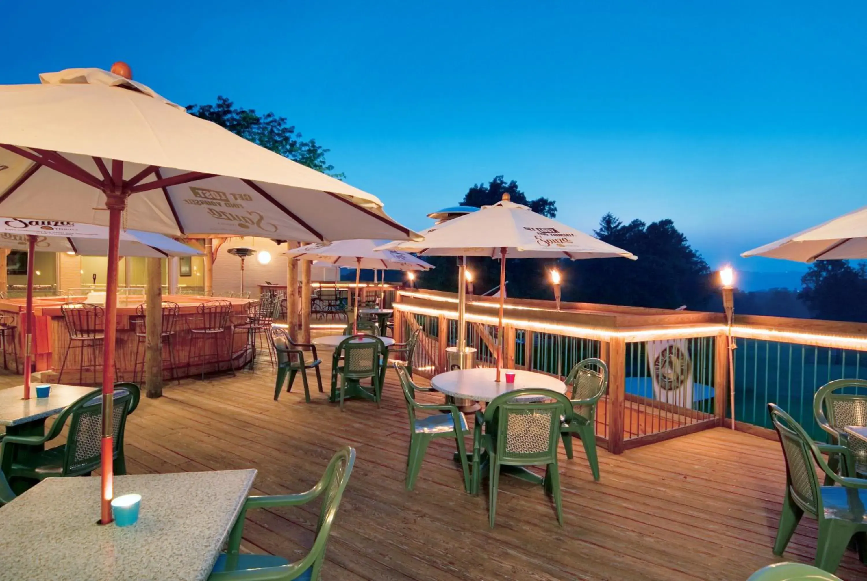 Restaurant/places to eat in Lakeview Golf Resort Restaurant/places to eat in Lakeview Golf Resort