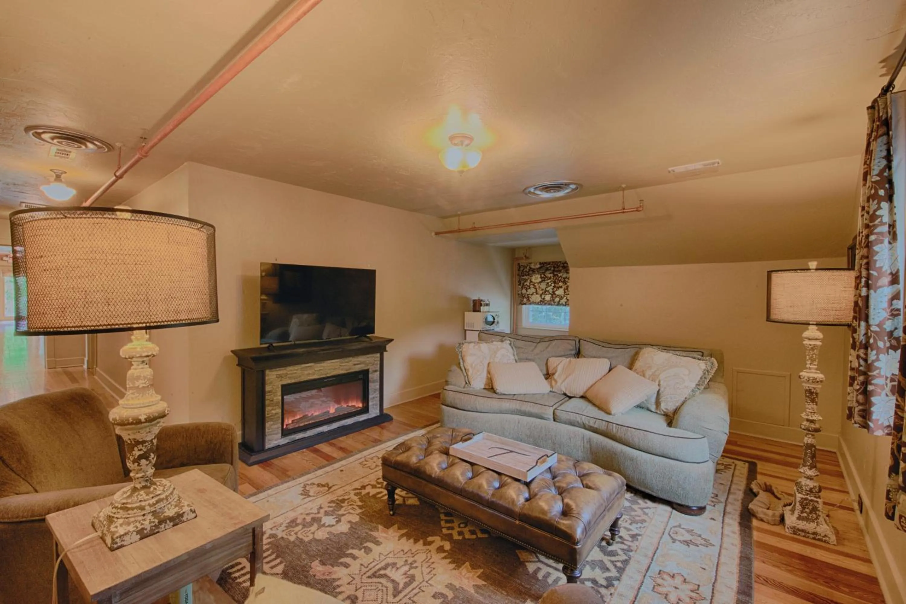 TV and multimedia in Historic Tapoco Lodge Resort