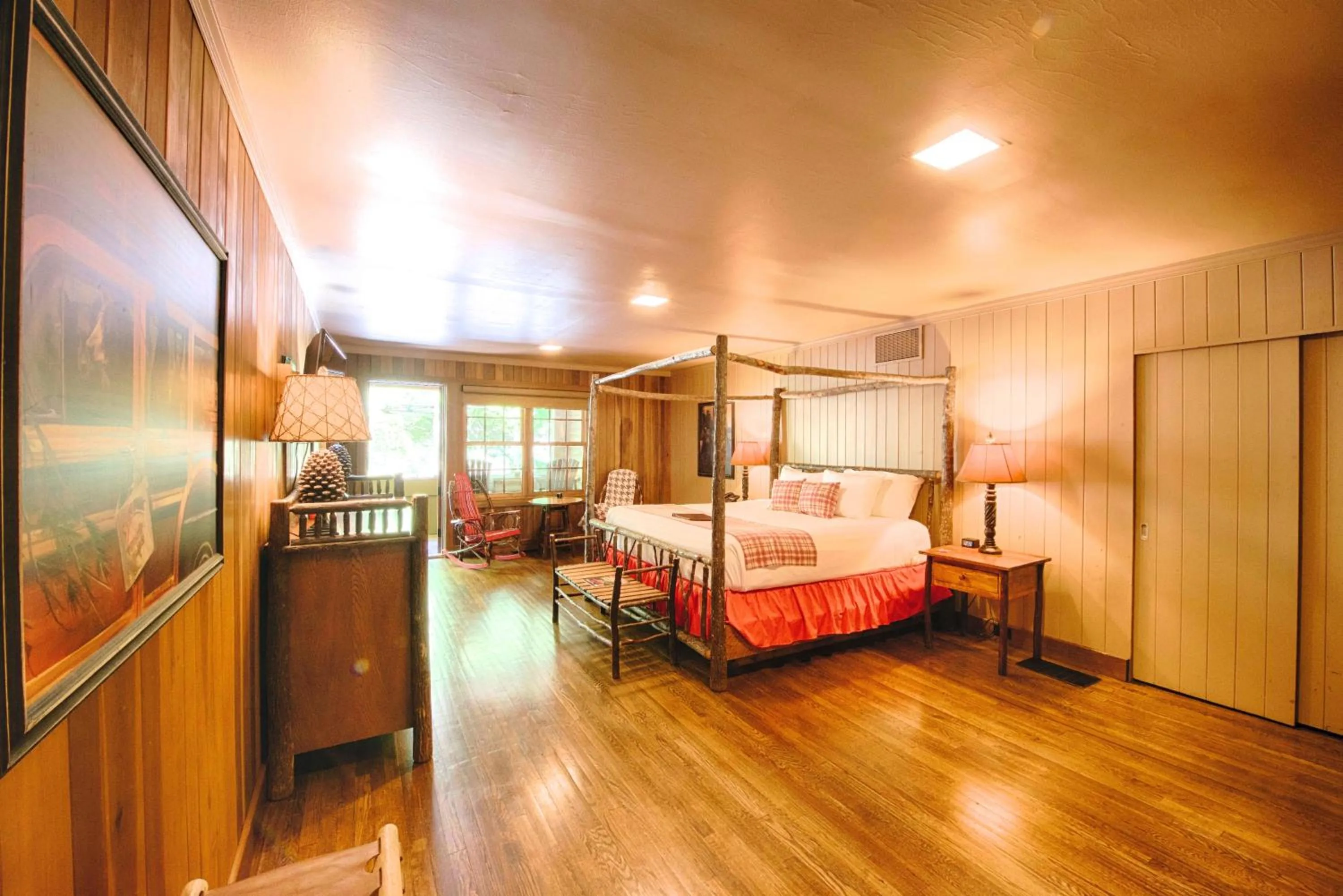 Bed in Historic Tapoco Lodge Resort