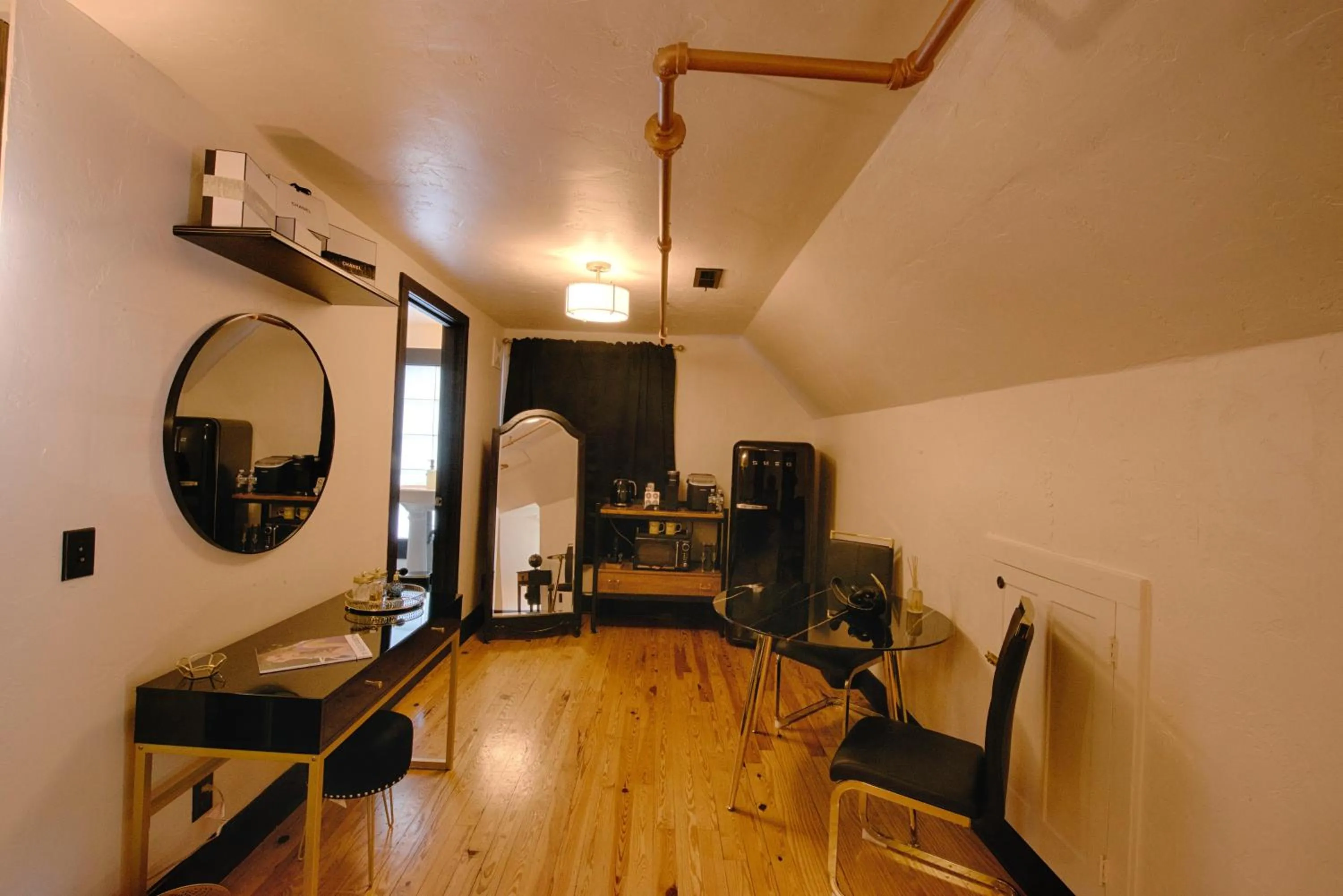 TV and multimedia in Historic Tapoco Lodge Resort