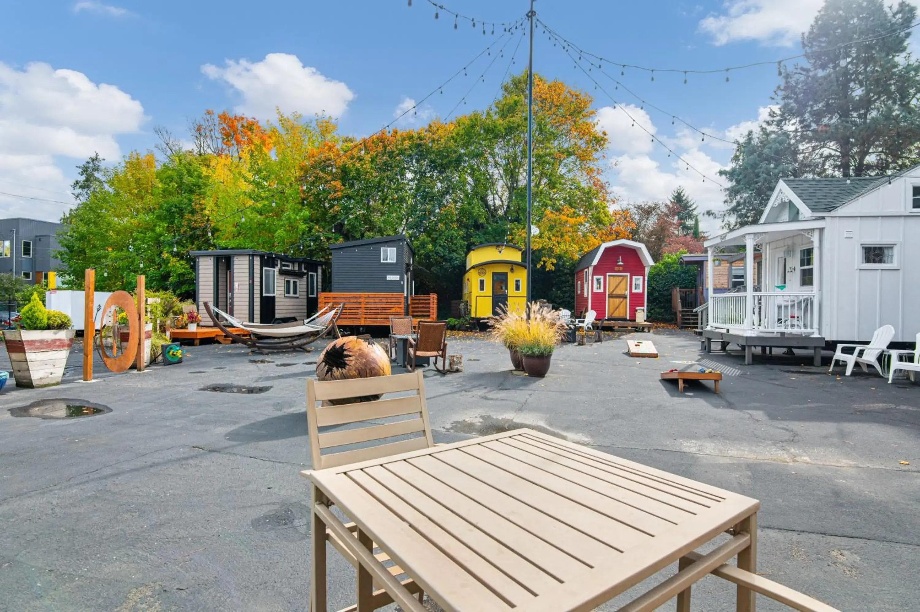 Tiny Digs - Hotel of Tiny Houses Tiny Digs - Hotel of Tiny Houses