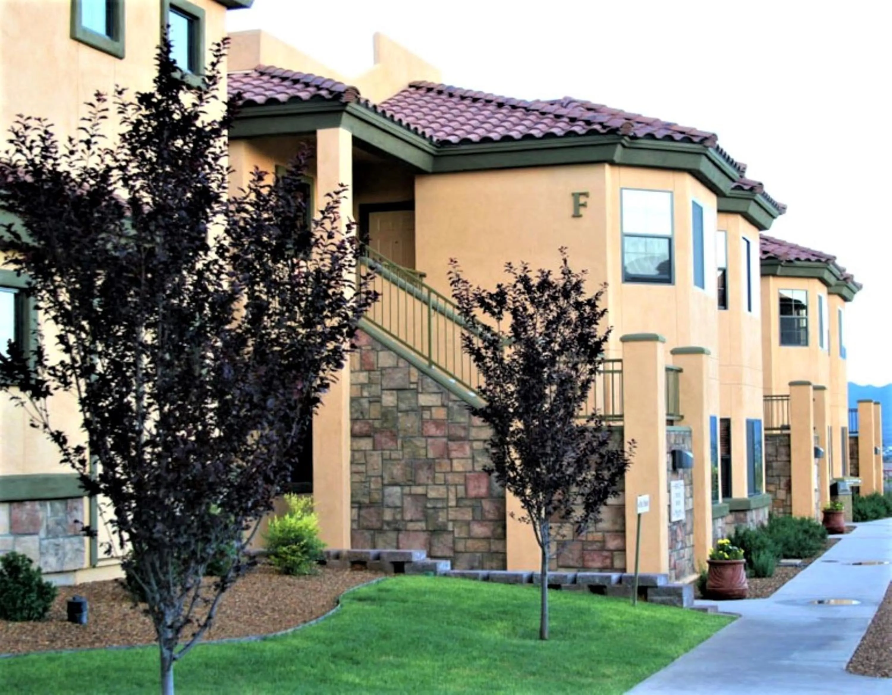 Property building in Highlands Resort at Verde Ridge