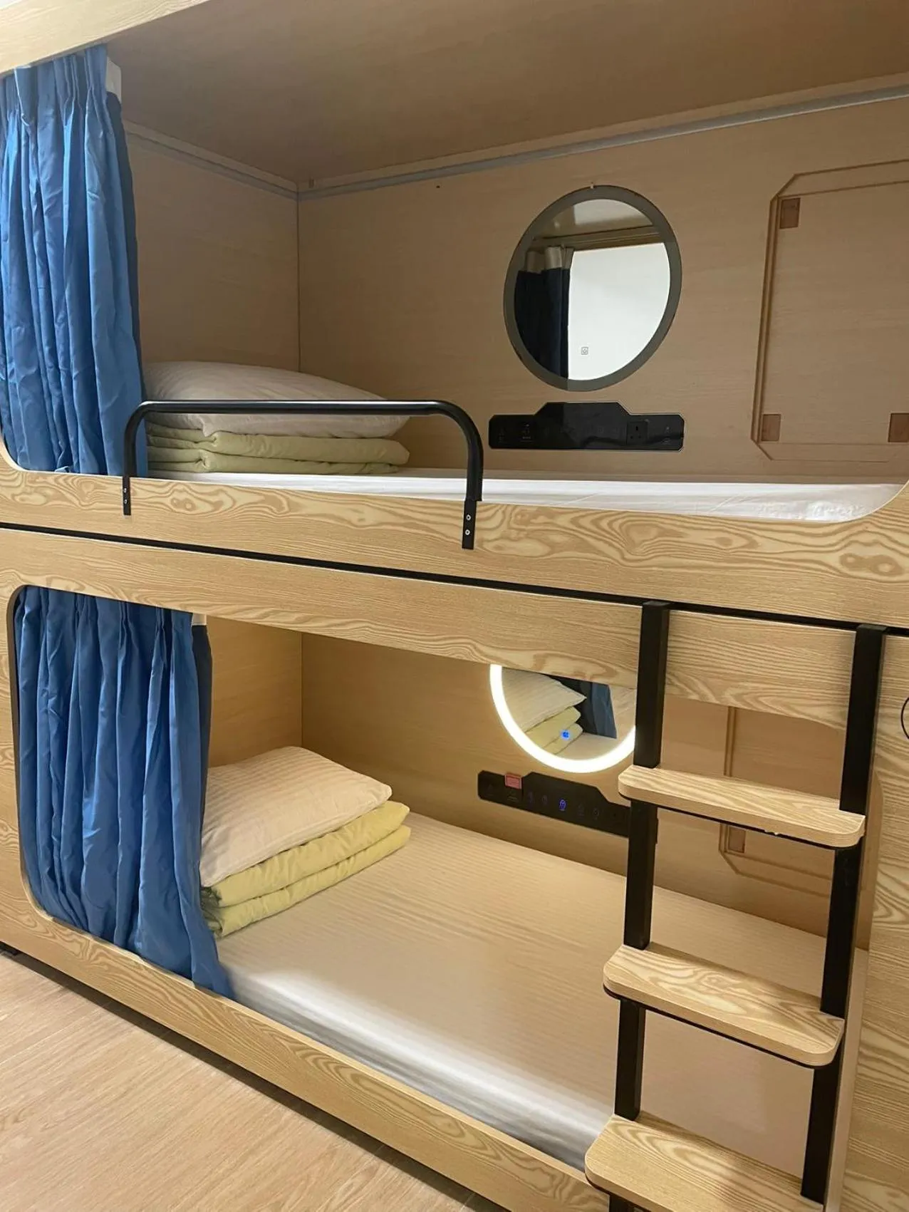 bunk bed, Bed in Timehouse Hong Kong Hostel Group