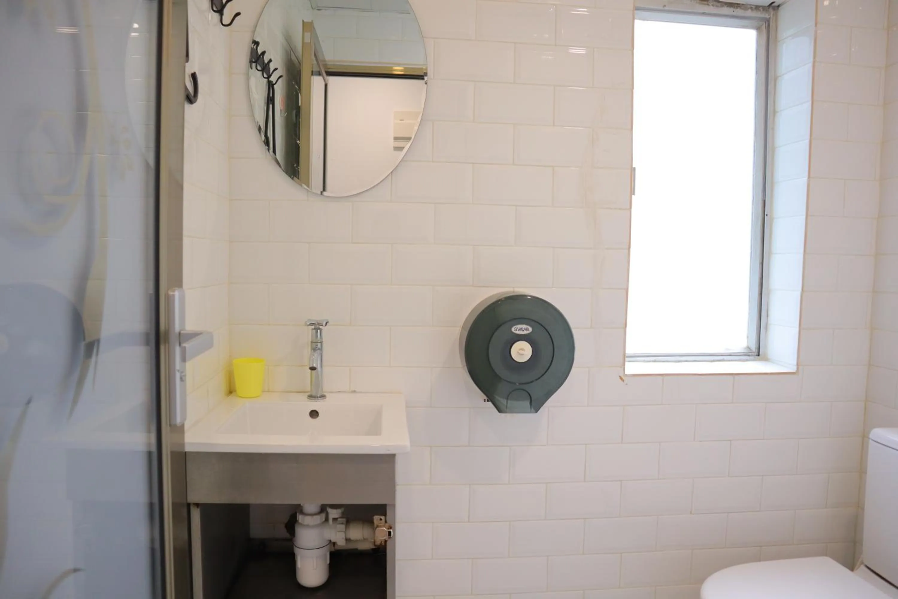 Bathroom in Timehouse Hong Kong Hostel Group