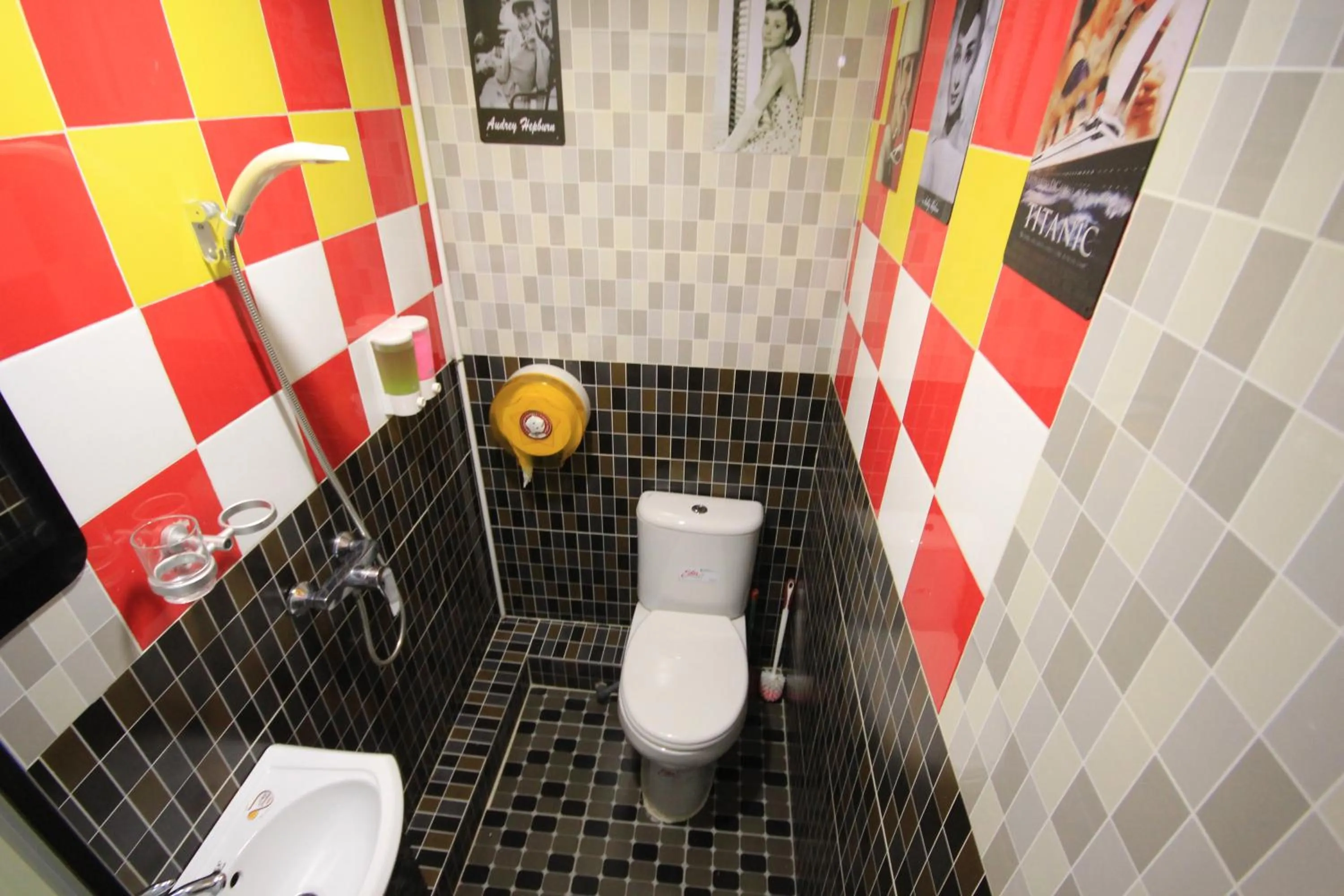 Toilet in Timehouse Hong Kong Hostel Group