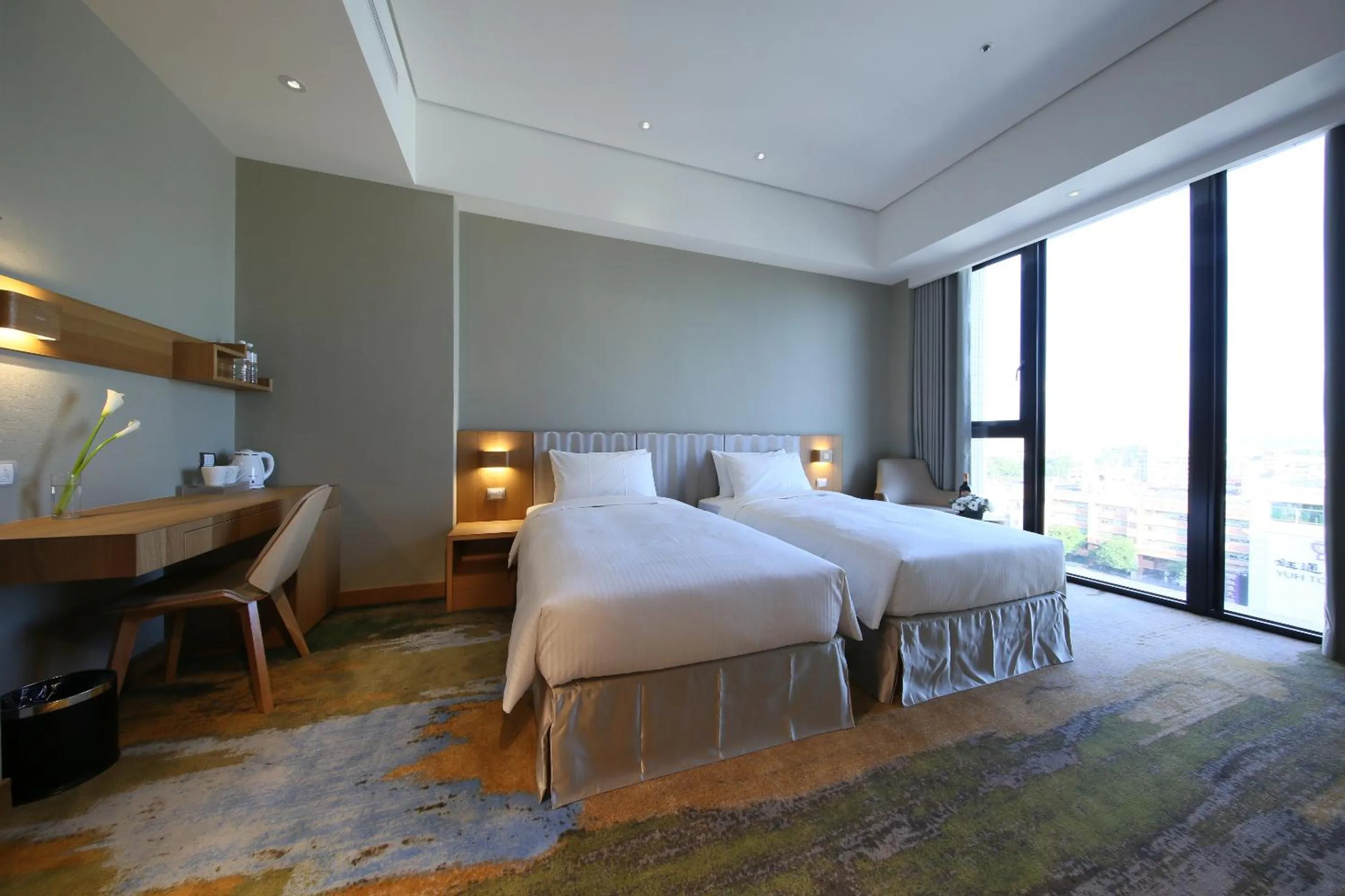 Photo of the whole room, Bed in South Urban Hotel