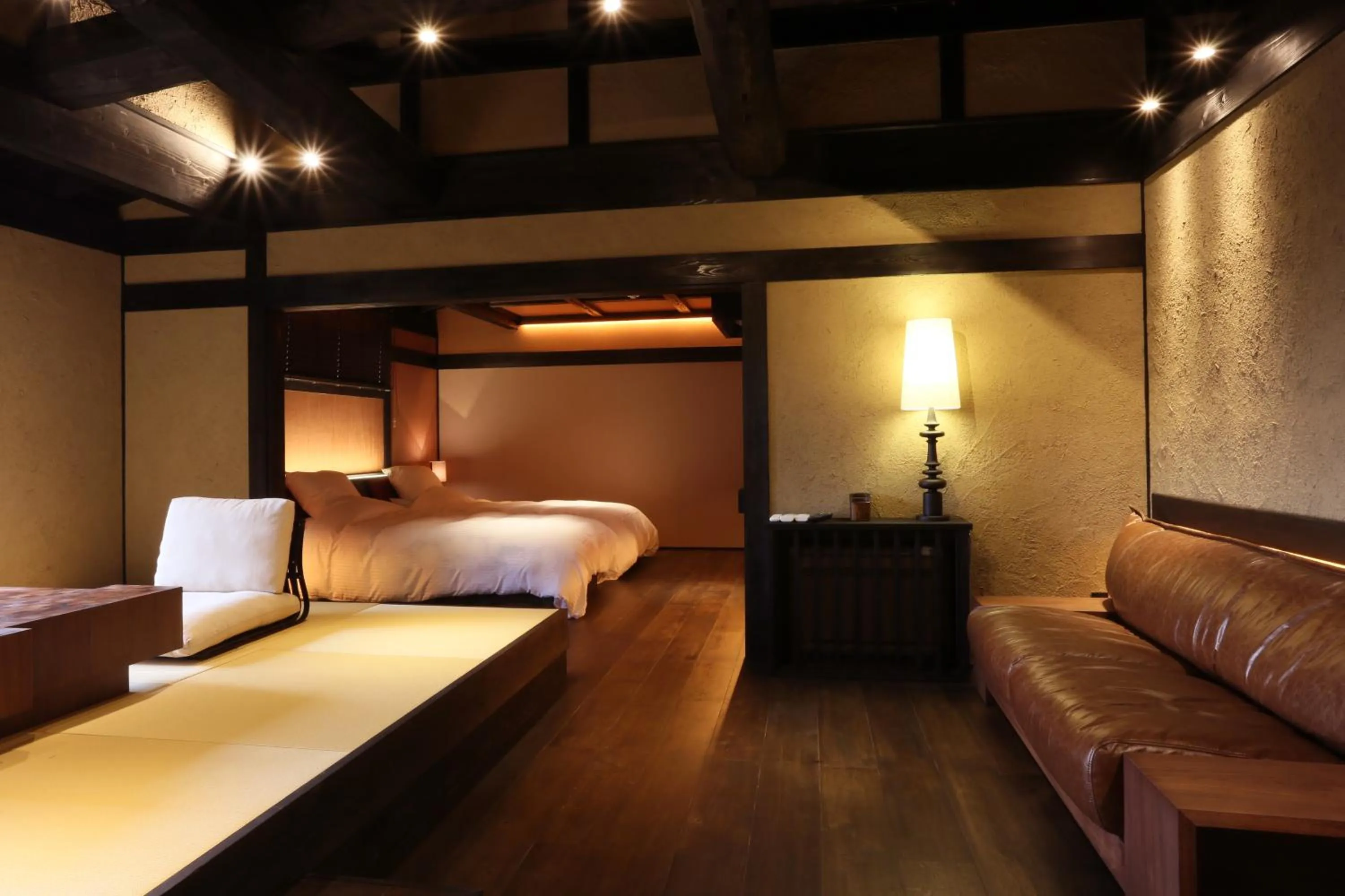 Bed in Gekkoju Kurokawa