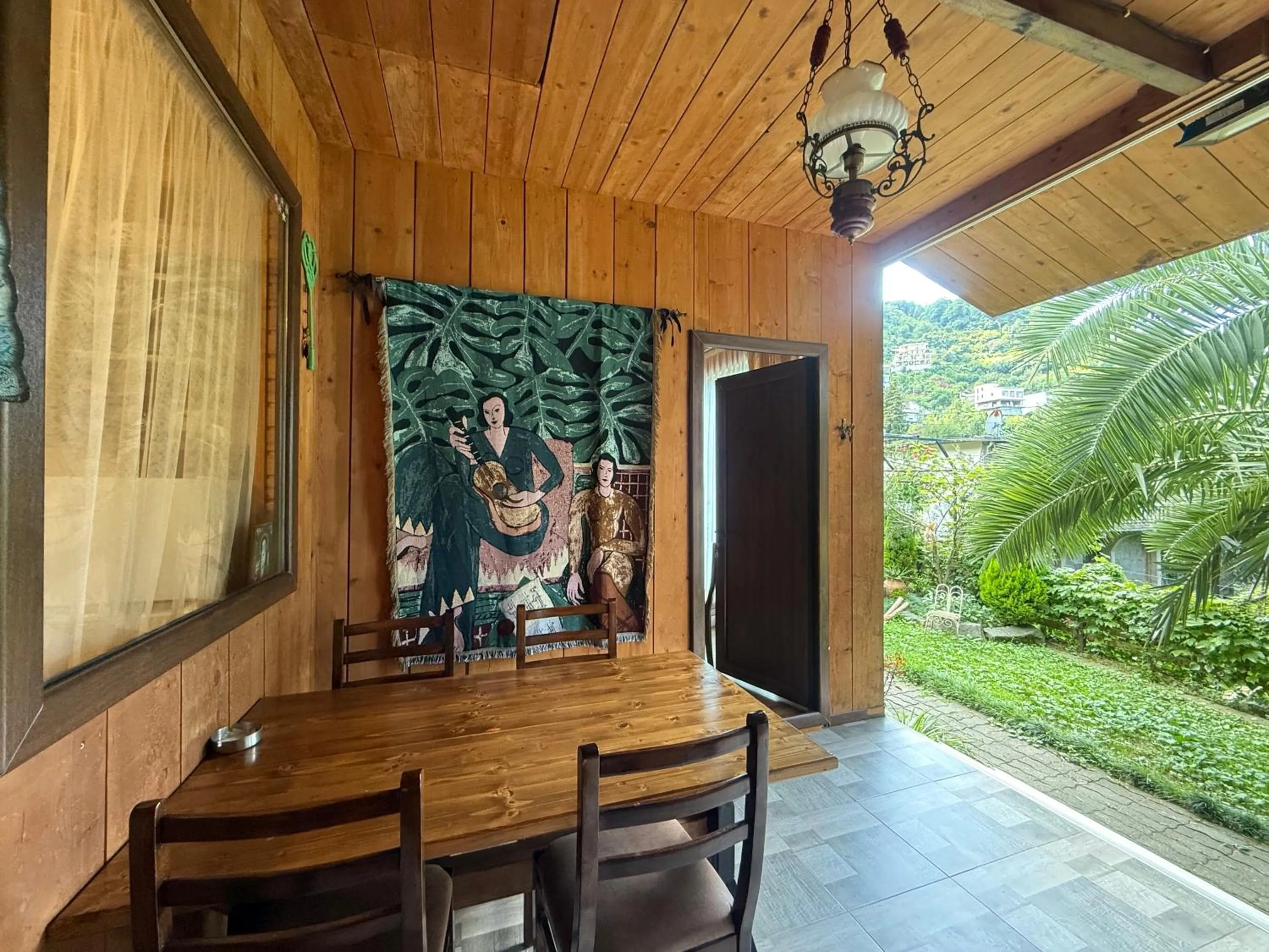 Chalet Ochos Qokhi