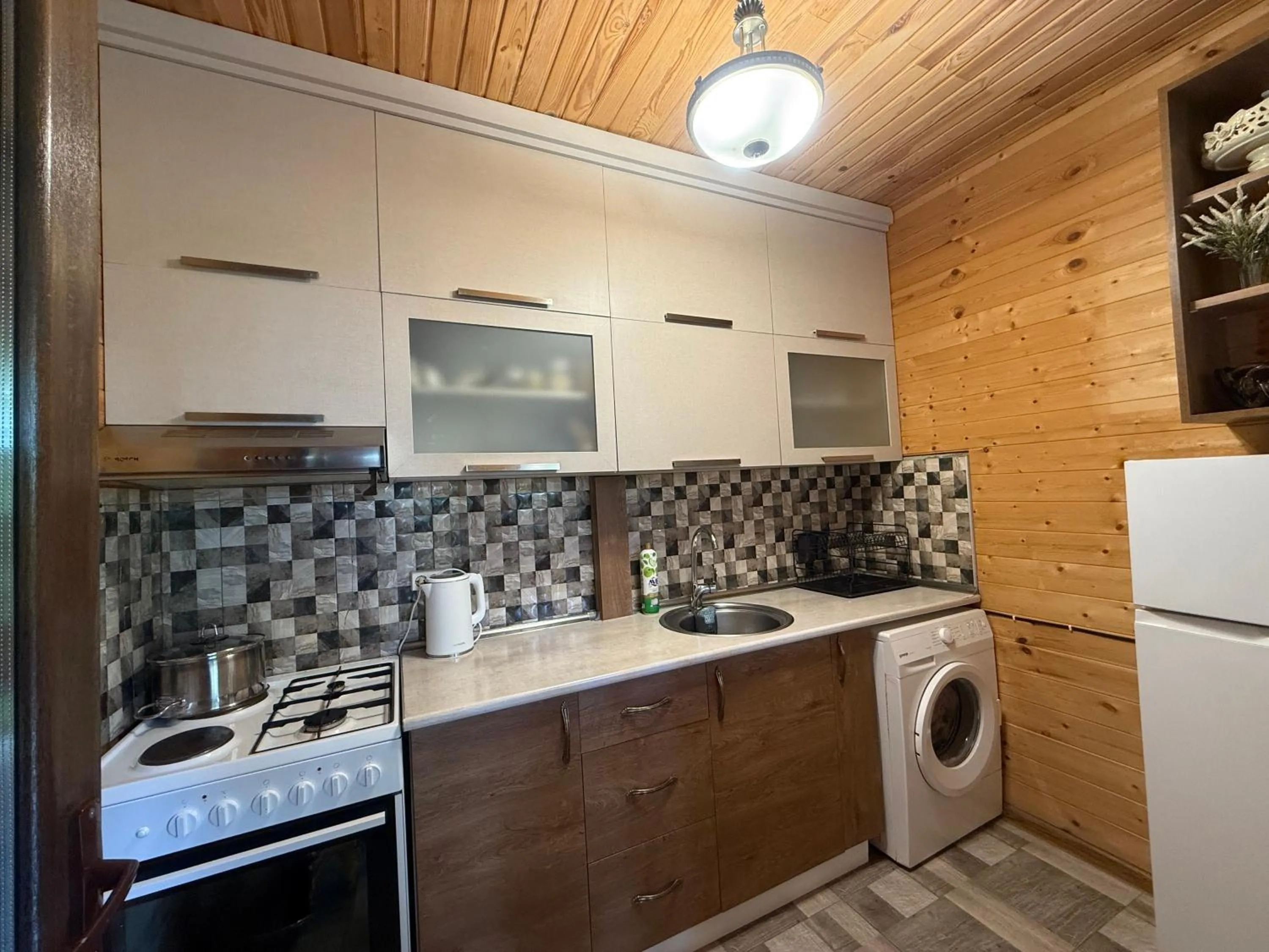 Chalet Ochos Qokhi