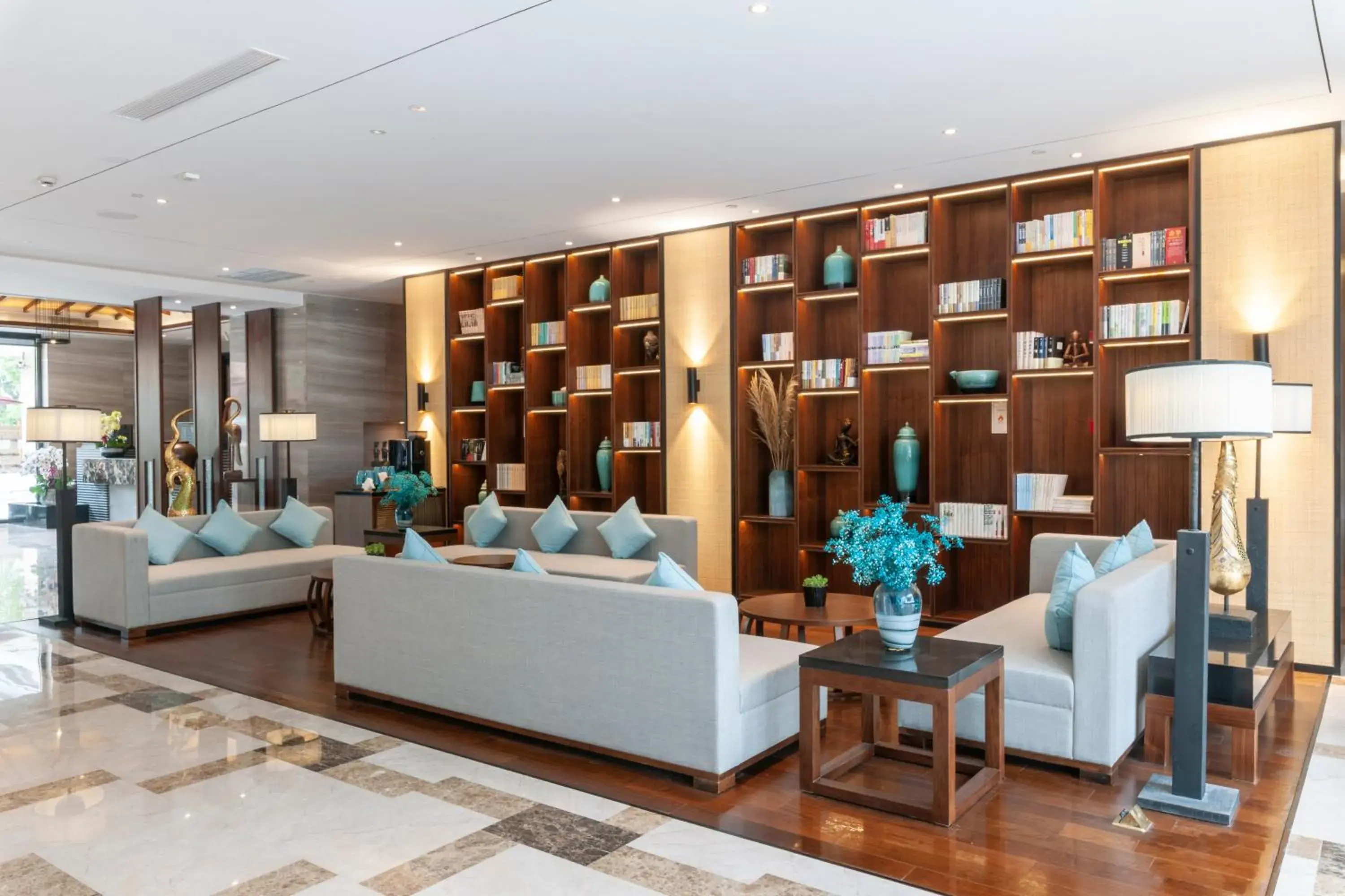 Lobby or reception in SSAW Boutique Shanghai South Xuhui RiYueGuang Lobby or reception in SSAW Boutique Shanghai South Xuhui RiYueGuang