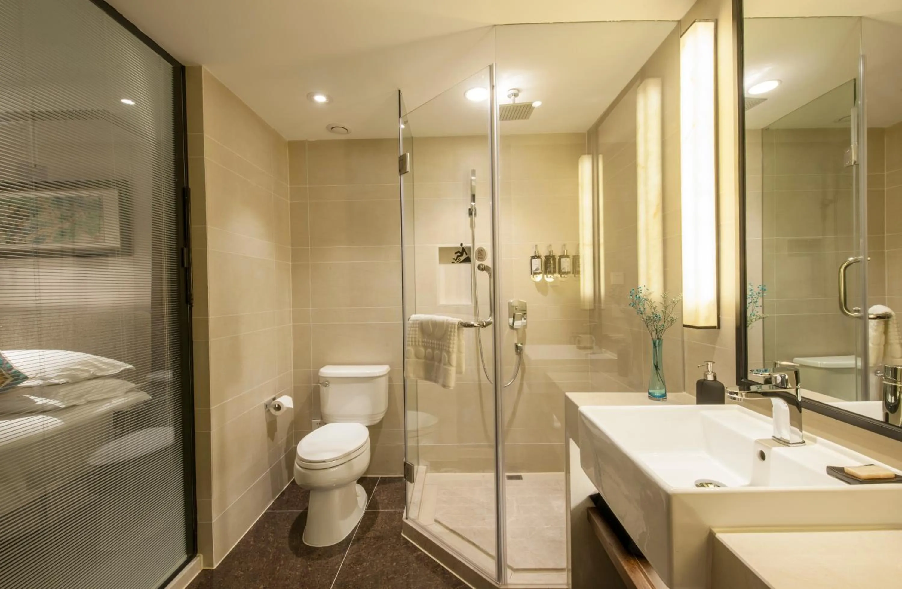 Property building in SSAW Boutique Shanghai South Xuhui RiYueGuang