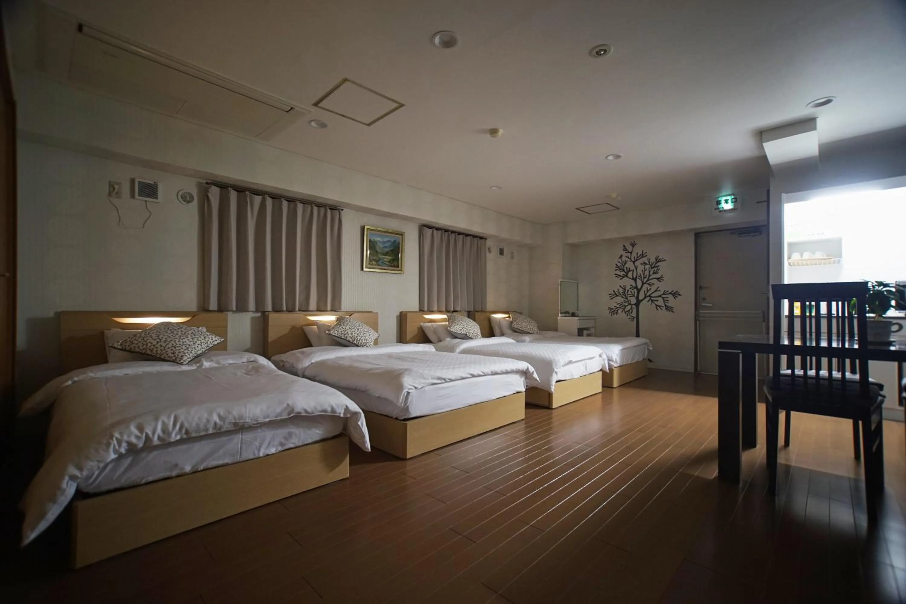Photo of the whole room, Bed in Sarangbang